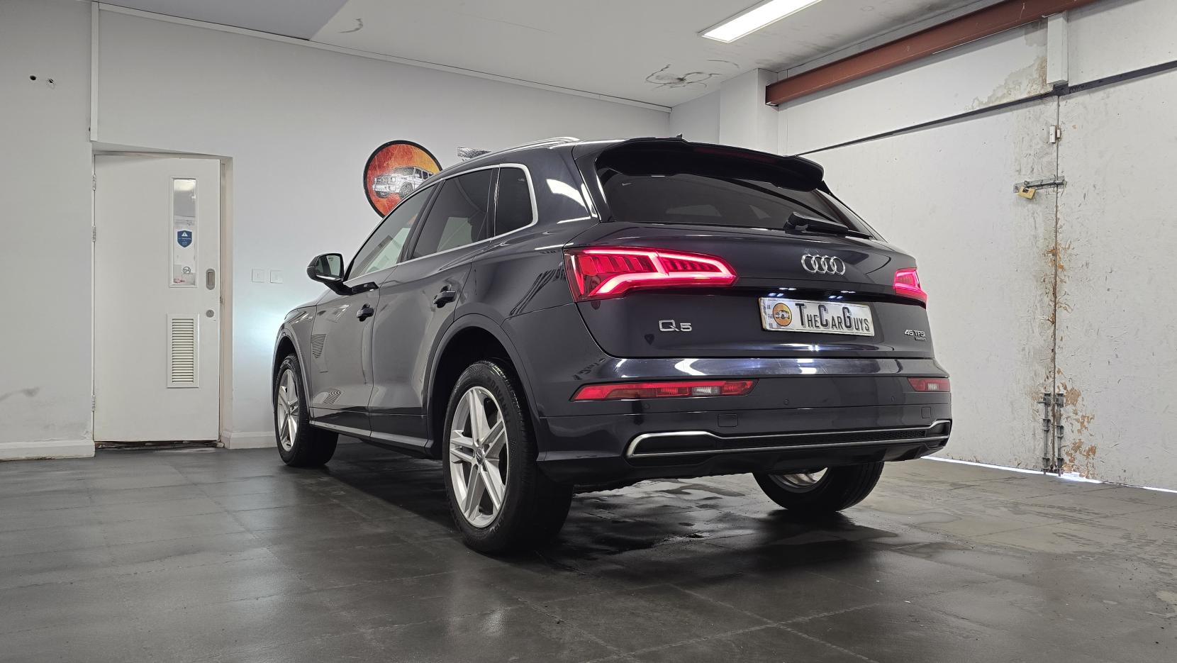 Audi Q5 2.0 TFSI 45 S line SUV 5dr Petrol S Tronic quattro Euro 6 (s/s) (245 ps)