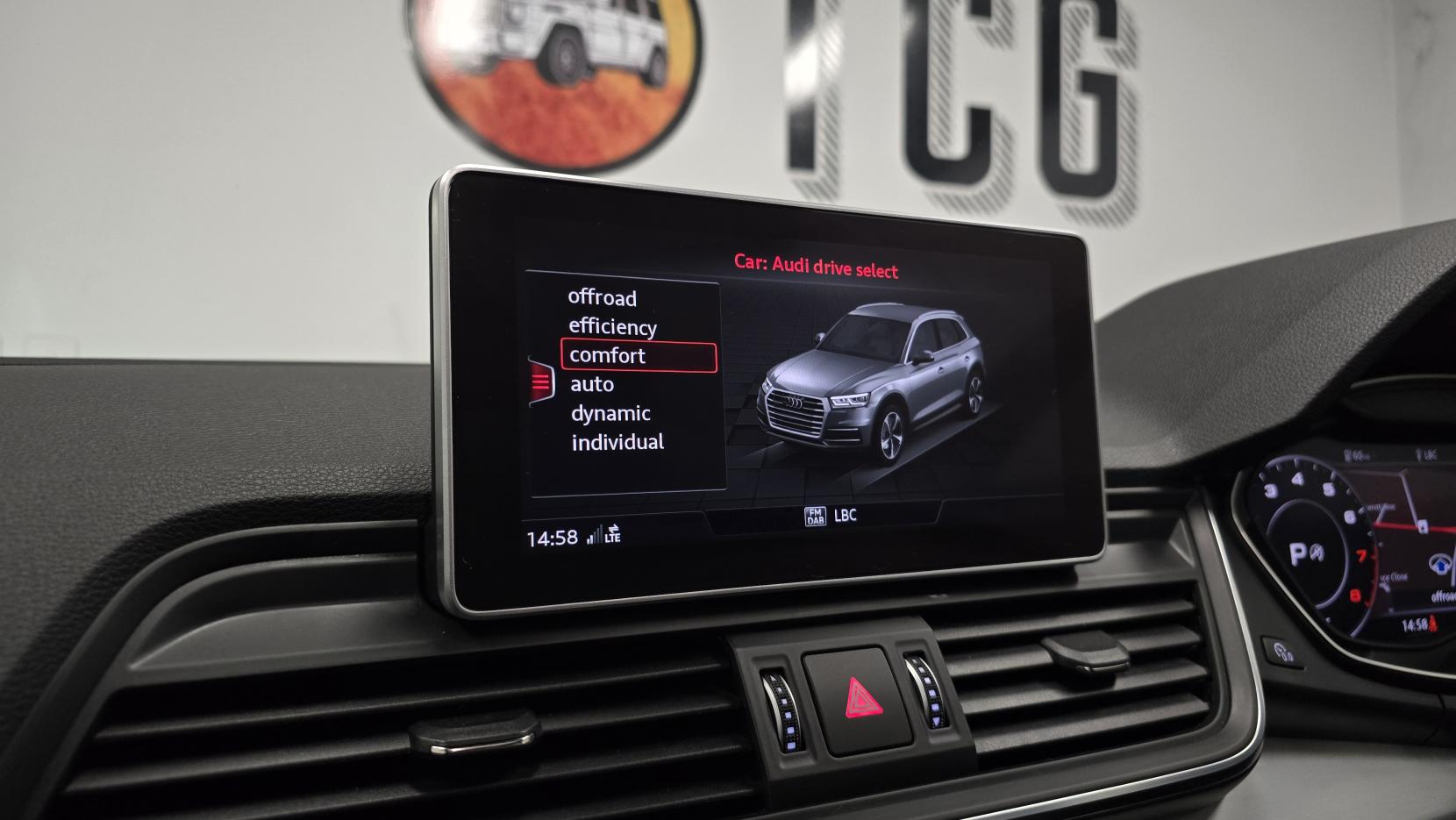 Audi Q5 2.0 TFSI 45 S line SUV 5dr Petrol S Tronic quattro Euro 6 (s/s) (245 ps)