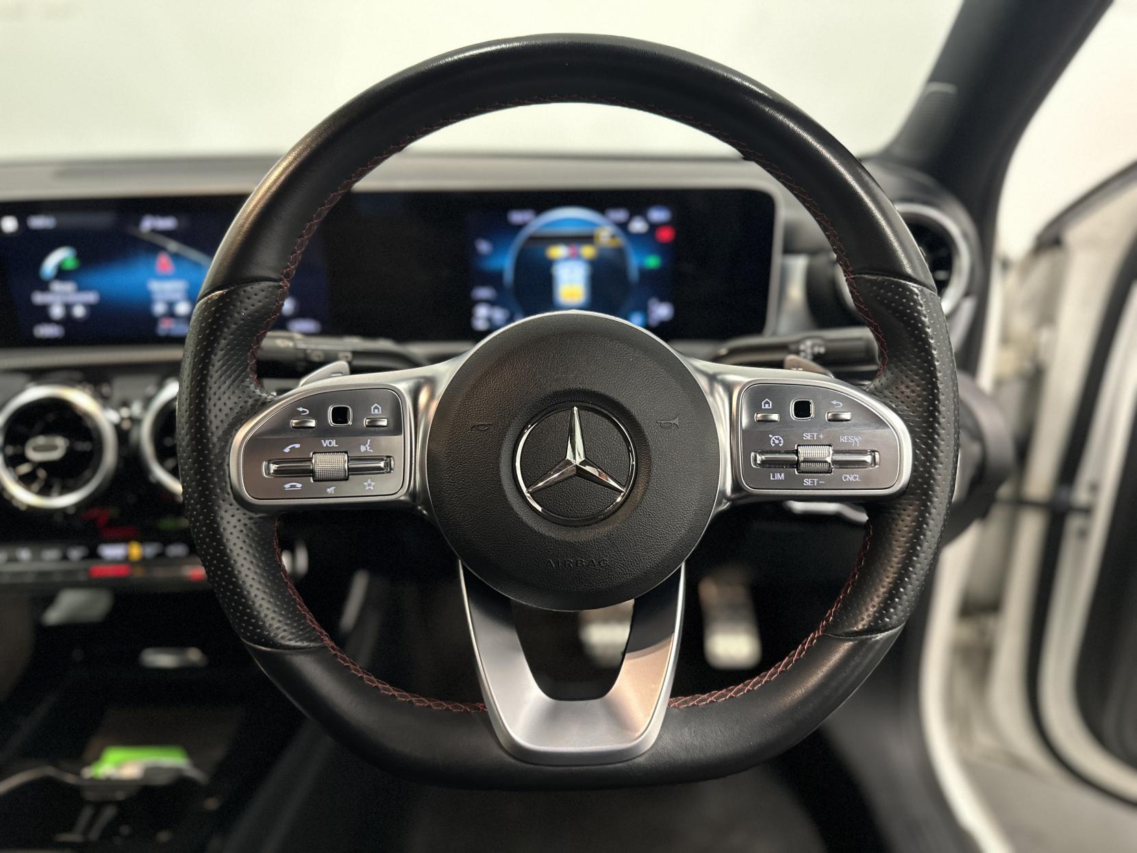Mercedes-Benz A Class 1.5 A180d AMG Line (Executive) Hatchback 5dr Diesel 7G-DCT Euro 6 (s/s) (116 ps)