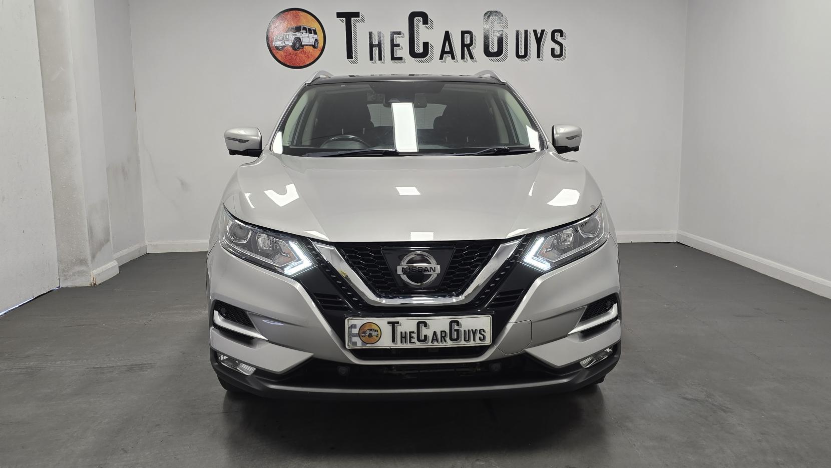 Nissan Qashqai 1.6 dCi N-Connecta SUV 5dr Diesel XTRON Euro 6 (s/s) (130 ps)