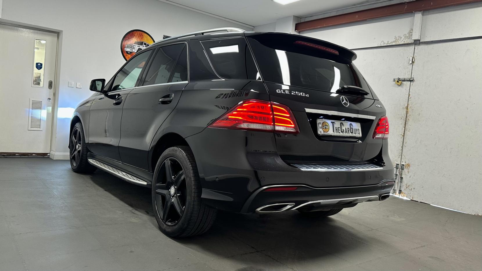 Mercedes-Benz GLE 2.1 GLE250d AMG Line (Premium) SUV 5dr Diesel G-Tronic 4MATIC Euro 6 (s/s) (204 ps)