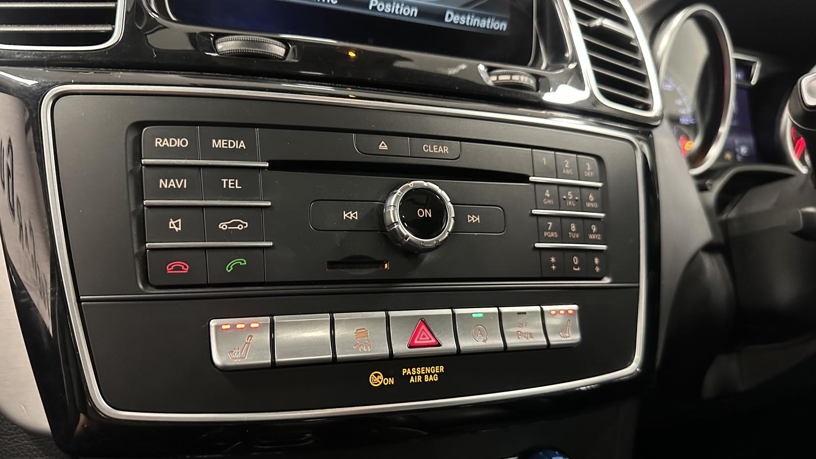 Mercedes-Benz GLE 2.1 GLE250d AMG Line (Premium) SUV 5dr Diesel G-Tronic 4MATIC Euro 6 (s/s) (204 ps)