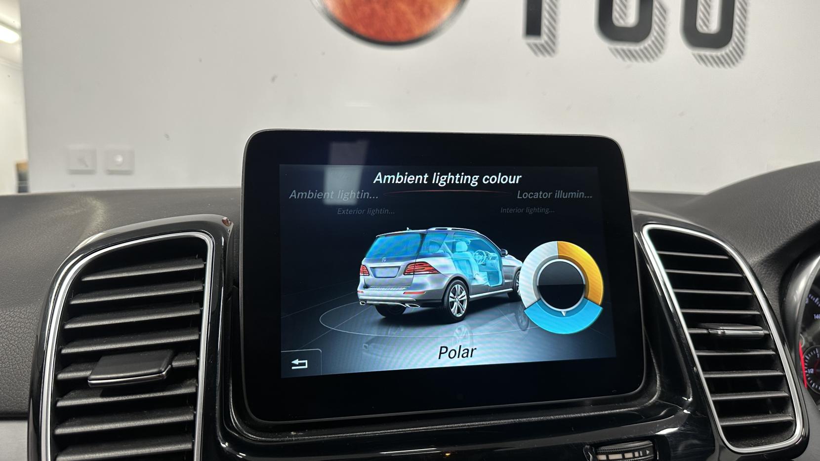 Mercedes-Benz GLE 2.1 GLE250d AMG Line (Premium) SUV 5dr Diesel G-Tronic 4MATIC Euro 6 (s/s) (204 ps)