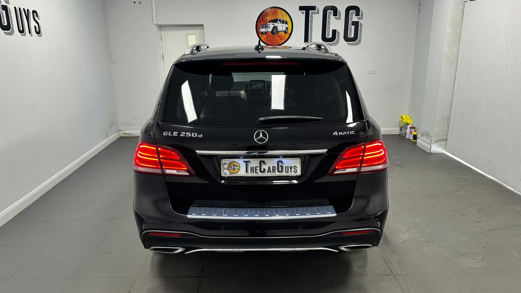 Mercedes-Benz GLE 2.1 GLE250d AMG Line (Premium) SUV 5dr Diesel G-Tronic 4MATIC Euro 6 (s/s) (204 ps)