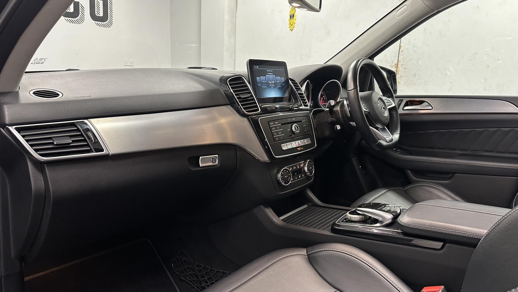 Mercedes-Benz GLE 2.1 GLE250d AMG Line (Premium) SUV 5dr Diesel G-Tronic 4MATIC Euro 6 (s/s) (204 ps)