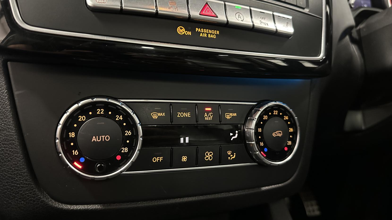 Mercedes-Benz GLE 2.1 GLE250d AMG Line (Premium) SUV 5dr Diesel G-Tronic 4MATIC Euro 6 (s/s) (204 ps)