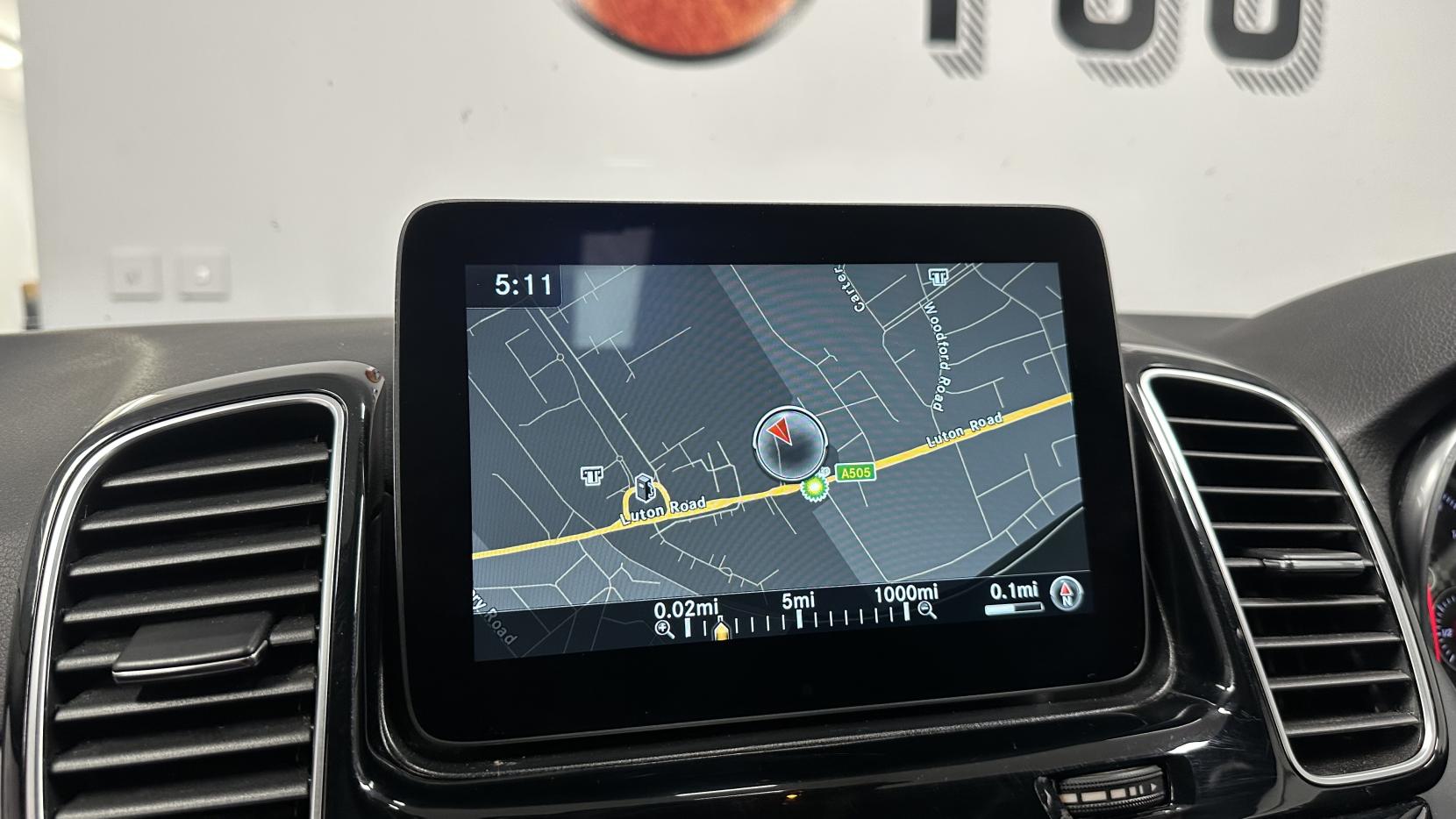 Mercedes-Benz GLE 2.1 GLE250d AMG Line (Premium) SUV 5dr Diesel G-Tronic 4MATIC Euro 6 (s/s) (204 ps)