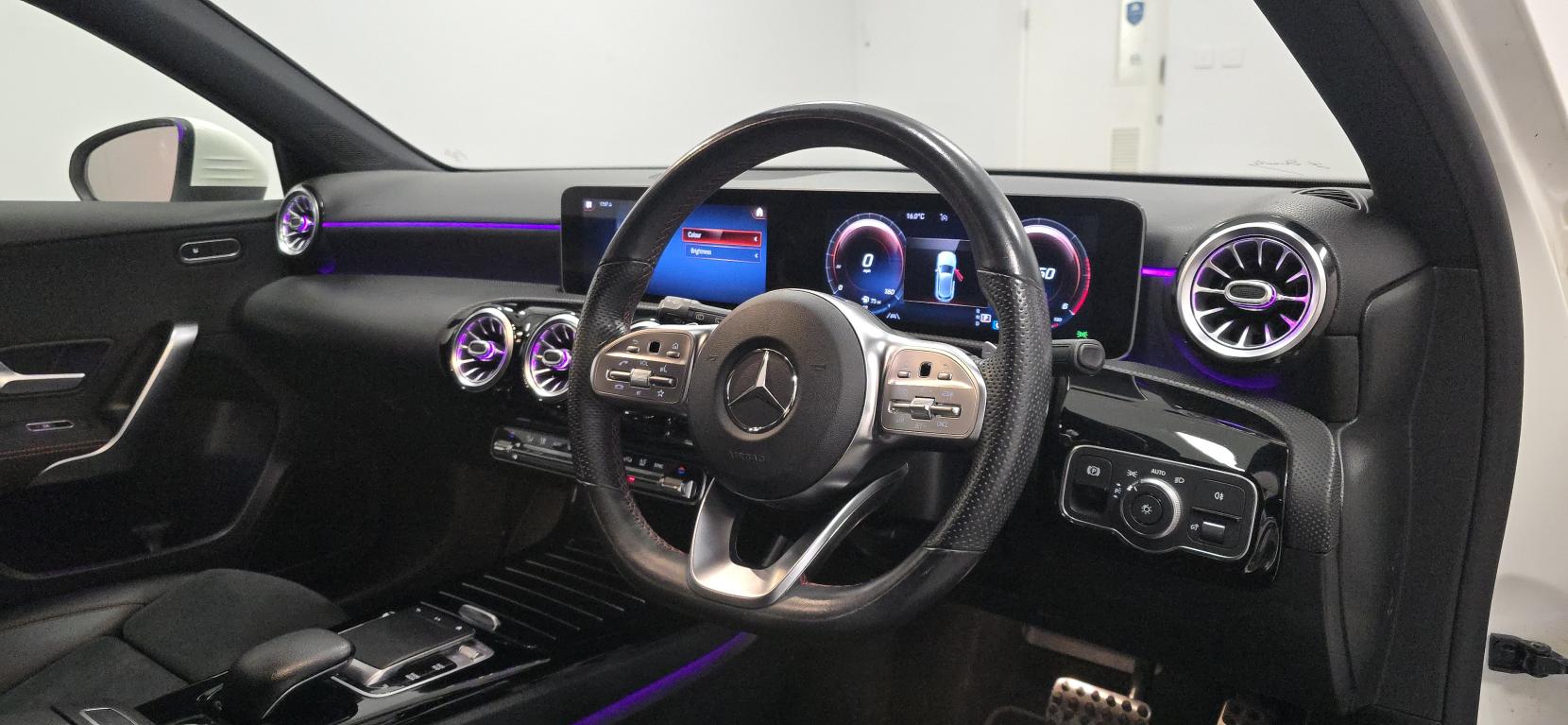 Mercedes-Benz CLA 2.0 CLA220d AMG Line (Premium 2) Coupe 4dr Diesel 8G-DCT Euro 6 (s/s) (190 ps)