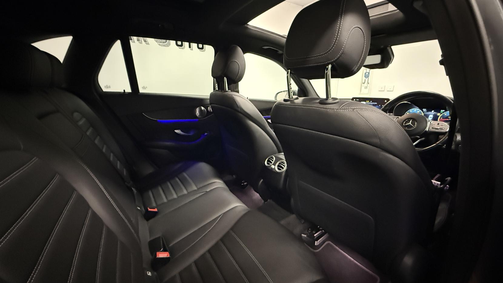 Mercedes-Benz GLC 2.0 GLC300d AMG Line (Premium Plus) SUV 5dr Diesel G-Tronic+ 4MATIC Euro 6 (s/s) (245 ps)