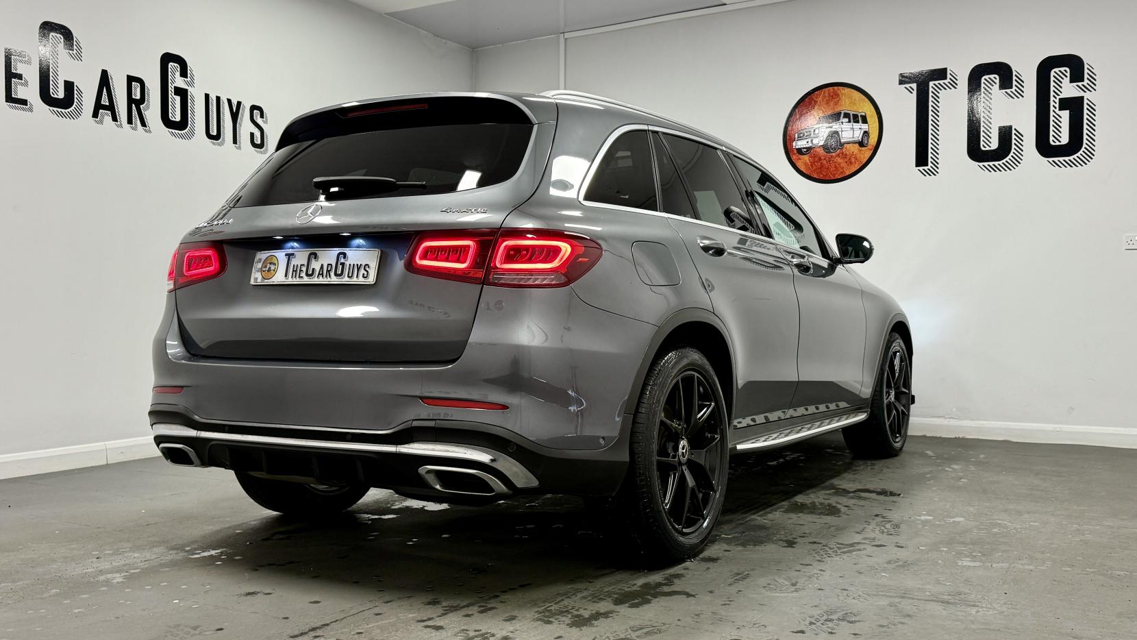 Mercedes-Benz GLC 2.0 GLC300d AMG Line (Premium Plus) SUV 5dr Diesel G-Tronic+ 4MATIC Euro 6 (s/s) (245 ps)