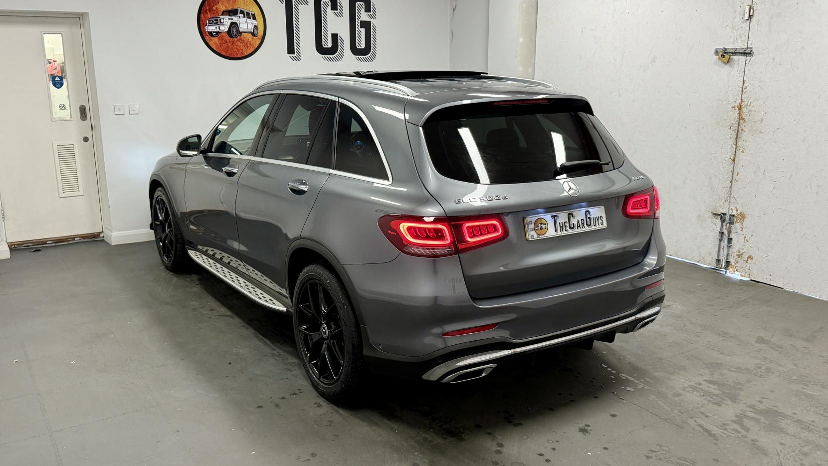 Mercedes-Benz GLC 2.0 GLC300d AMG Line (Premium Plus) SUV 5dr Diesel G-Tronic+ 4MATIC Euro 6 (s/s) (245 ps)
