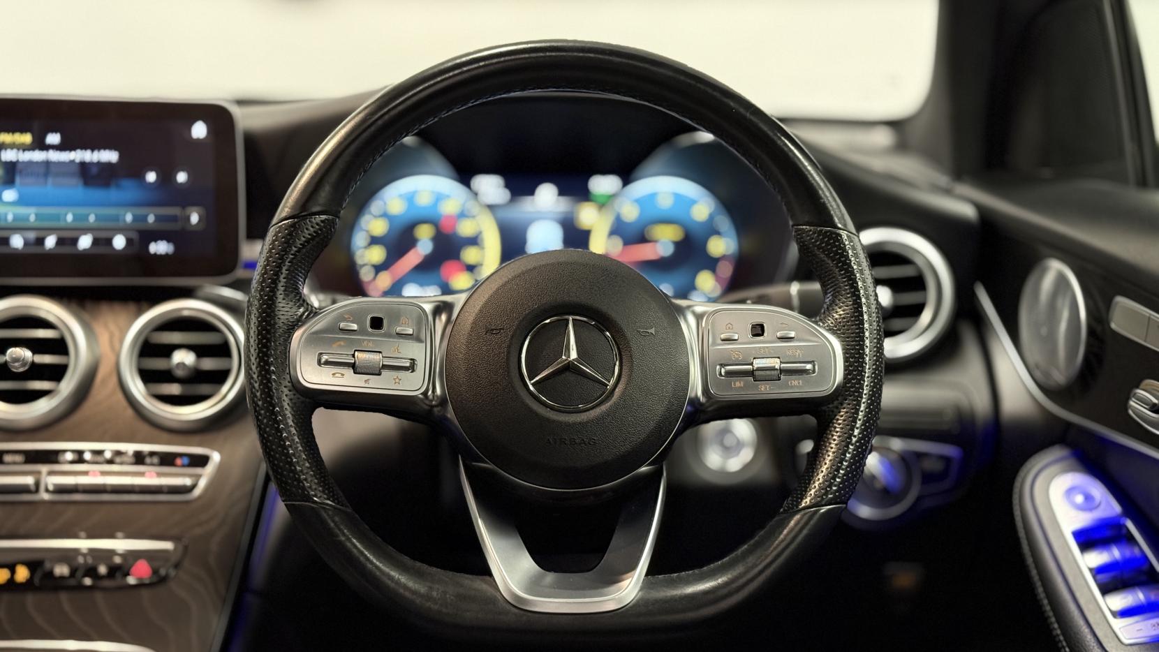 Mercedes-Benz GLC 2.0 GLC300d AMG Line (Premium Plus) SUV 5dr Diesel G-Tronic+ 4MATIC Euro 6 (s/s) (245 ps)