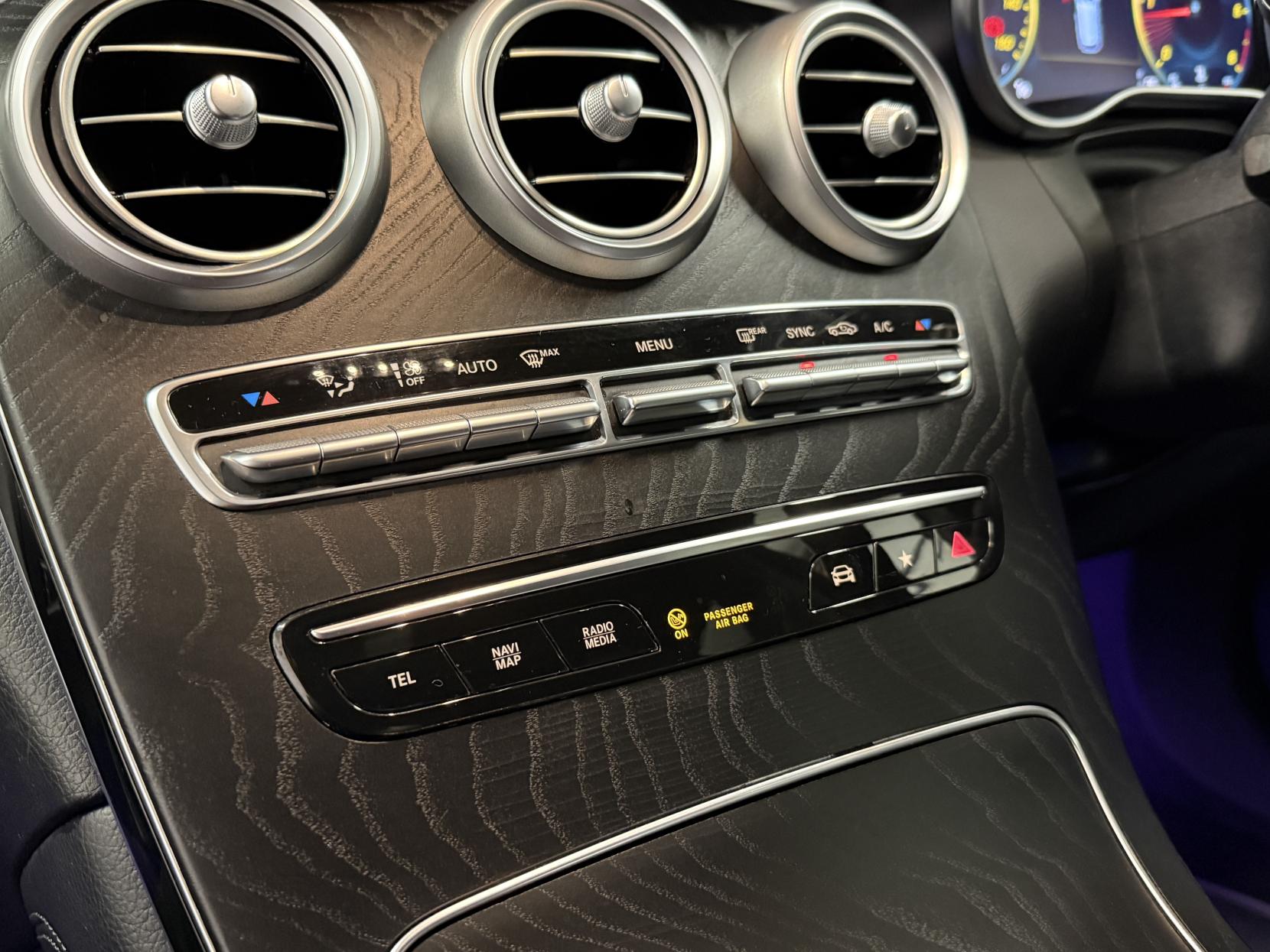 Mercedes-Benz GLC 2.0 GLC300d AMG Line (Premium Plus) SUV 5dr Diesel G-Tronic+ 4MATIC Euro 6 (s/s) (245 ps)