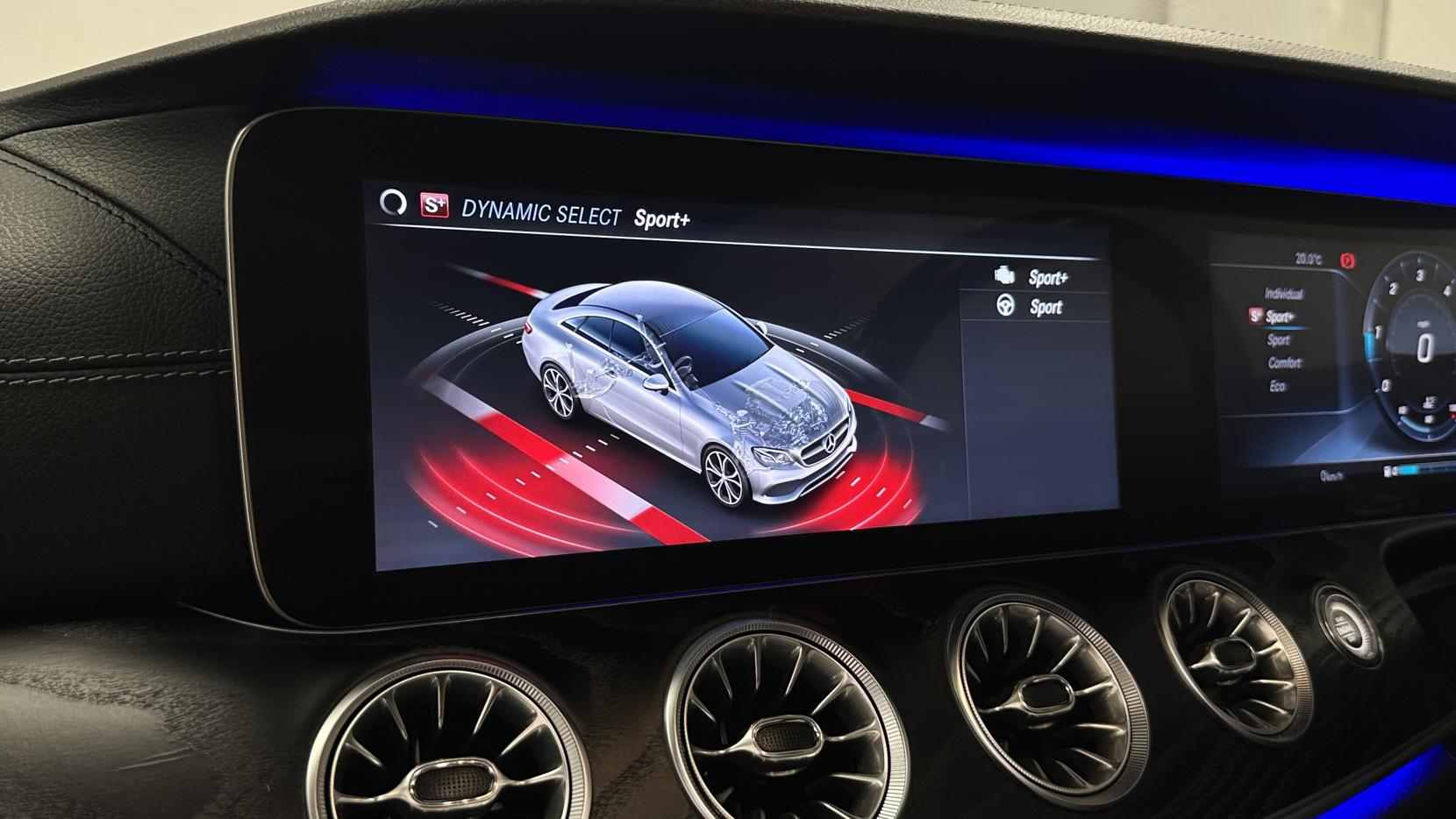 Mercedes-Benz E Class 2.0 E220d AMG Line (Premium Plus) Coupe 2dr Diesel G-Tronic+ Euro 6 (s/s) (194 ps)