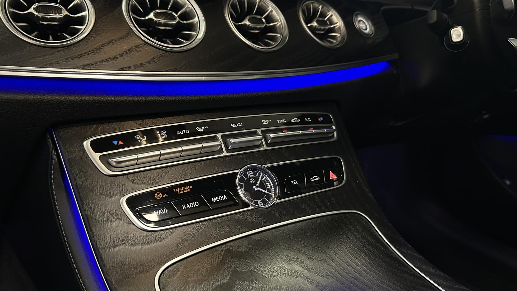 Mercedes-Benz E Class 2.0 E220d AMG Line (Premium Plus) Coupe 2dr Diesel G-Tronic+ Euro 6 (s/s) (194 ps)