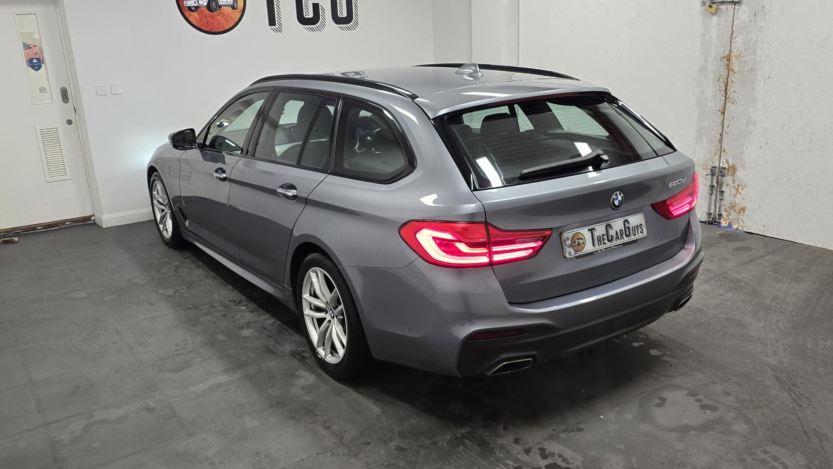 BMW 5 Series 2.0 520d M Sport Touring 5dr Diesel Auto Euro 6 (s/s) (190 ps)