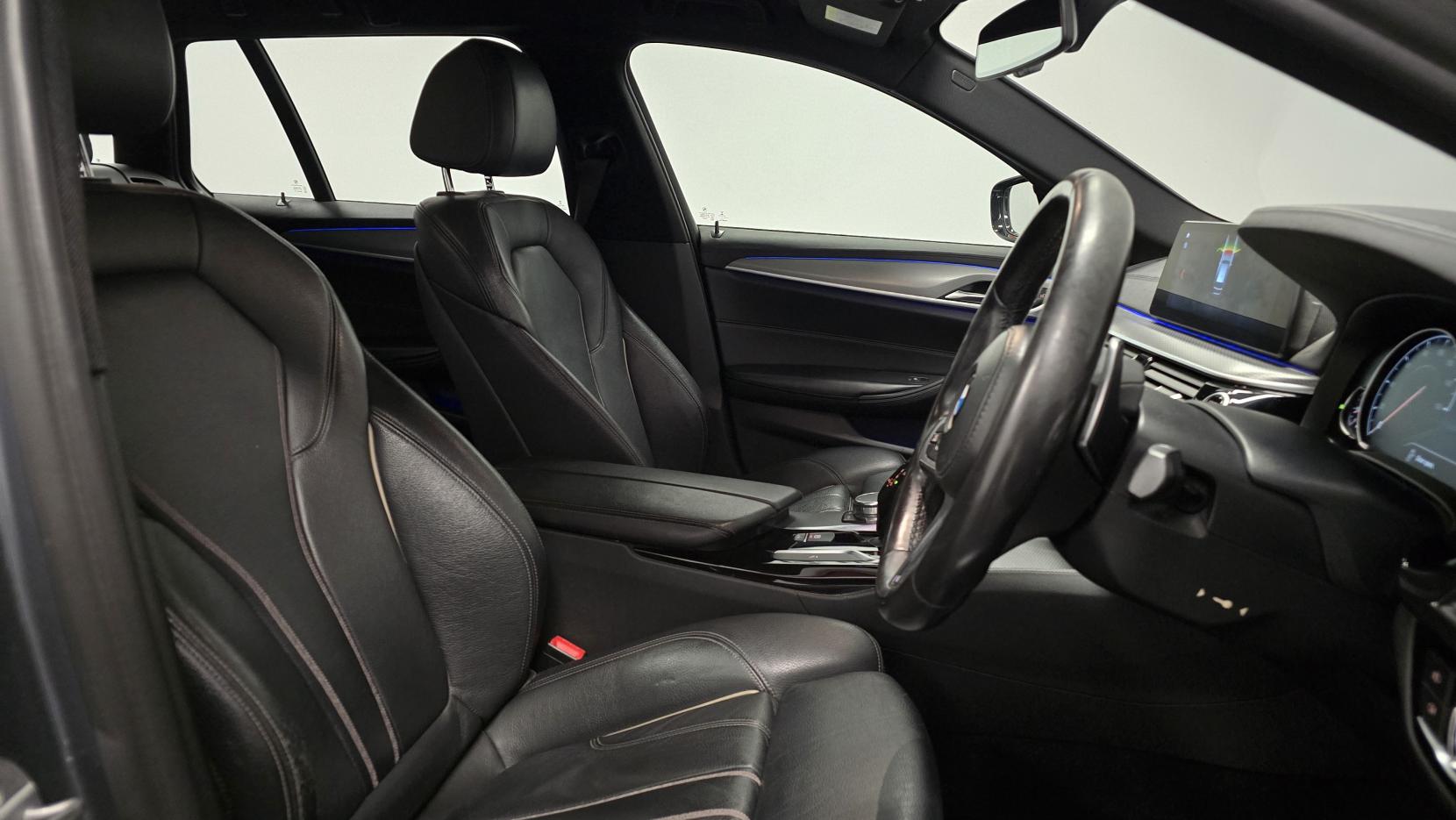 BMW 5 Series 2.0 520d M Sport Touring 5dr Diesel Auto Euro 6 (s/s) (190 ps)