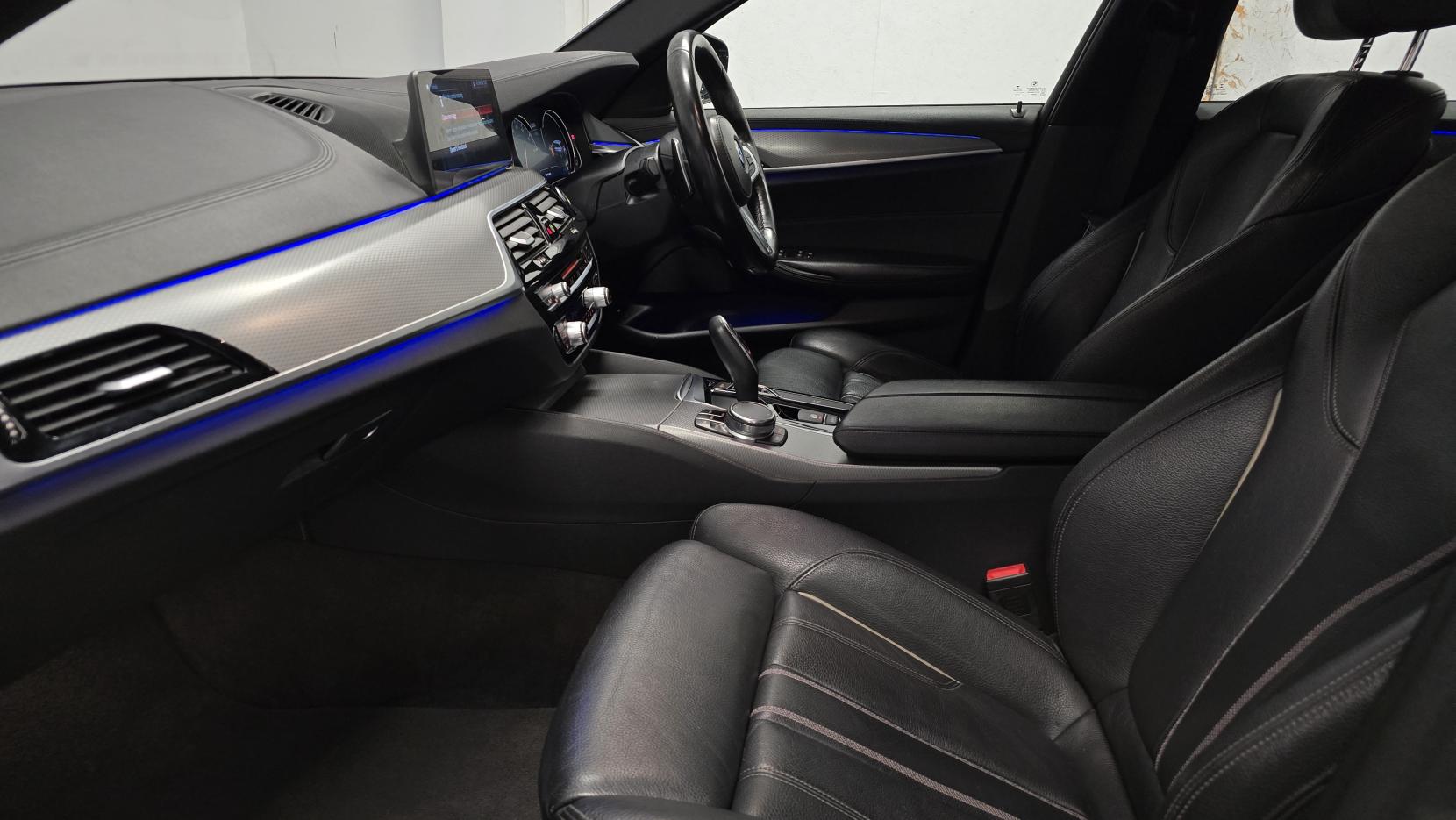 BMW 5 Series 2.0 520d M Sport Touring 5dr Diesel Auto Euro 6 (s/s) (190 ps)