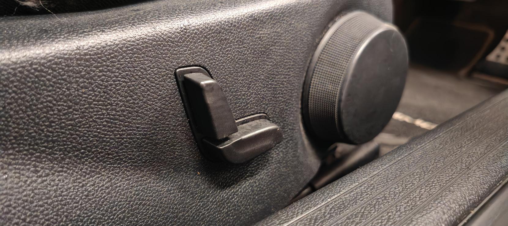 Mercedes-Benz E Class 2.1 E250 CDI AMG Sport Coupe 2dr Diesel G-Tronic+ Euro 5 (s/s) (204 ps)