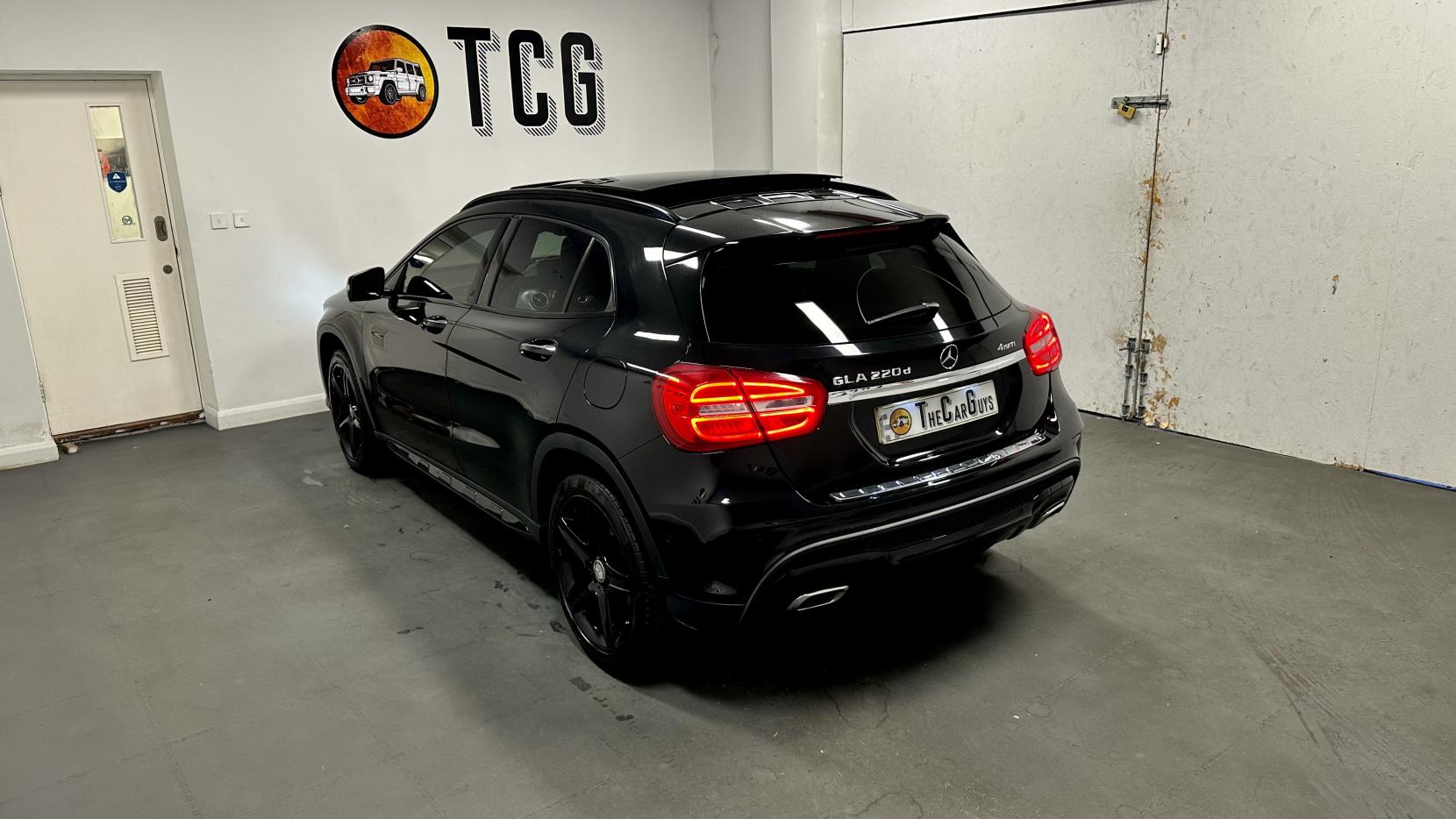 Mercedes-Benz GLA 2.1 GLA220d AMG Line (Premium Plus) SUV 5dr Diesel 7G-DCT 4MATIC Euro 6 (s/s) (177 ps)