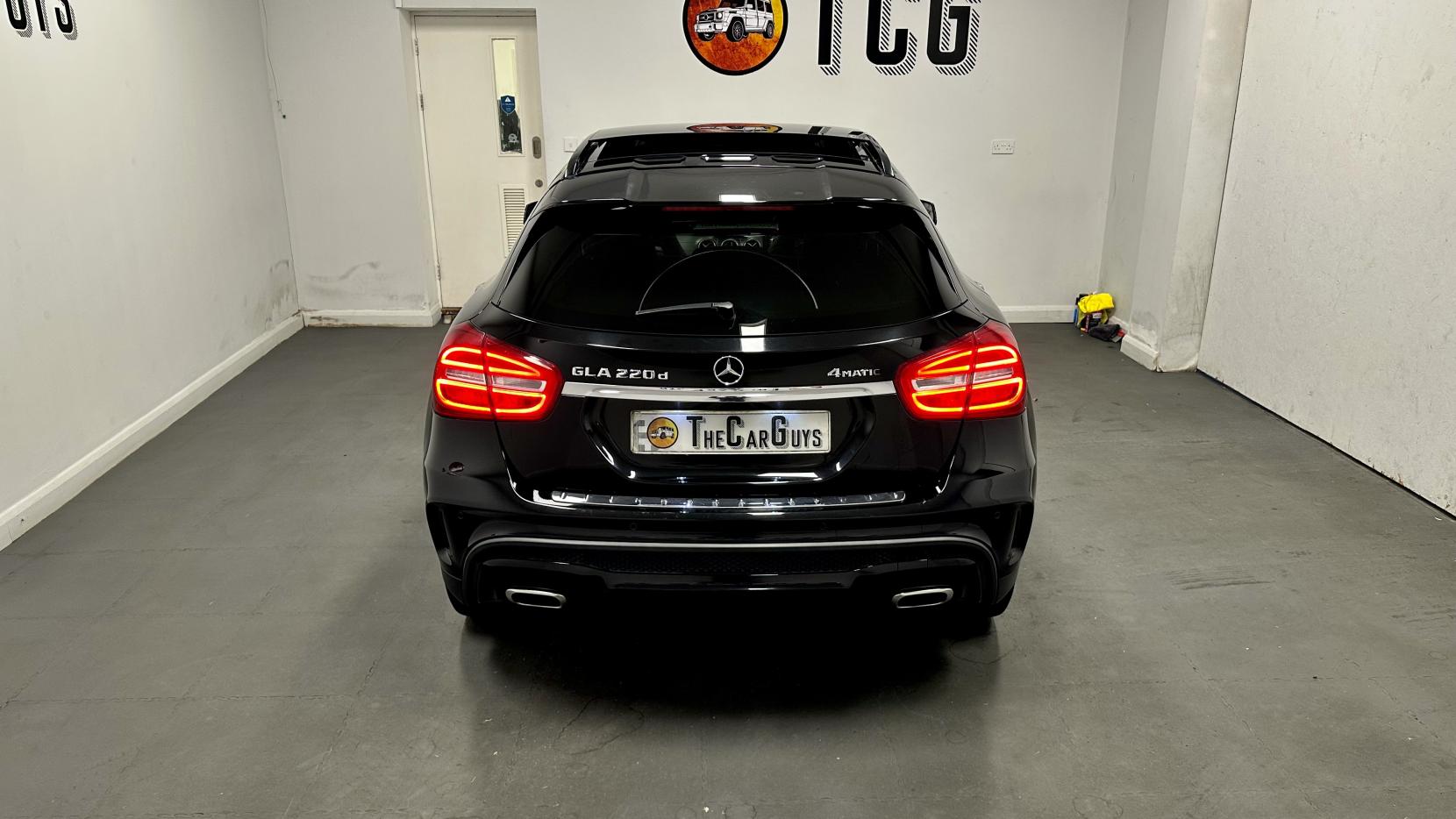 Mercedes-Benz GLA 2.1 GLA220d AMG Line (Premium Plus) SUV 5dr Diesel 7G-DCT 4MATIC Euro 6 (s/s) (177 ps)