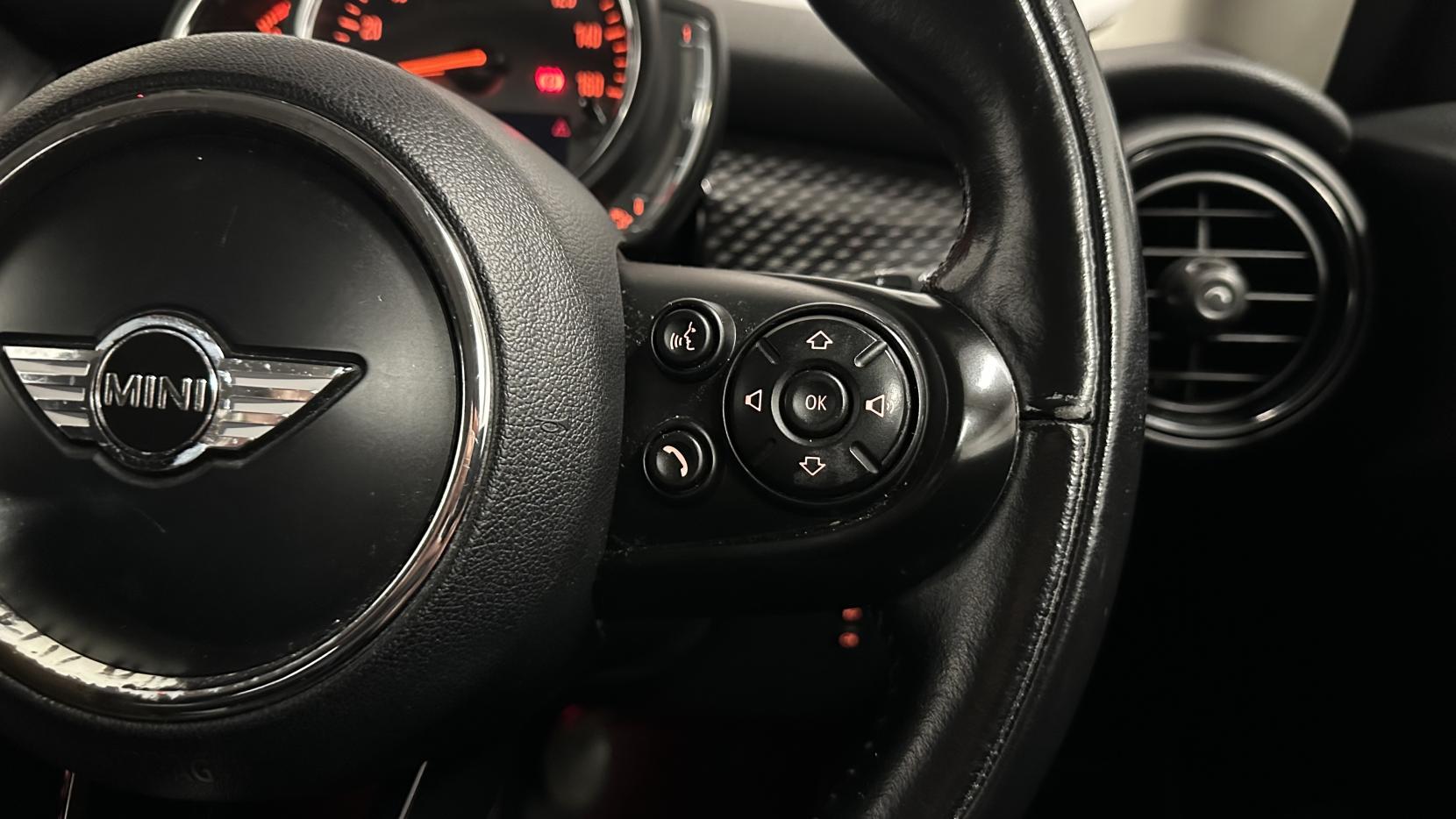 MINI Hatch 2.0 Cooper S Hatchback 3dr Petrol Manual Euro 6 (s/s) (192 ps)