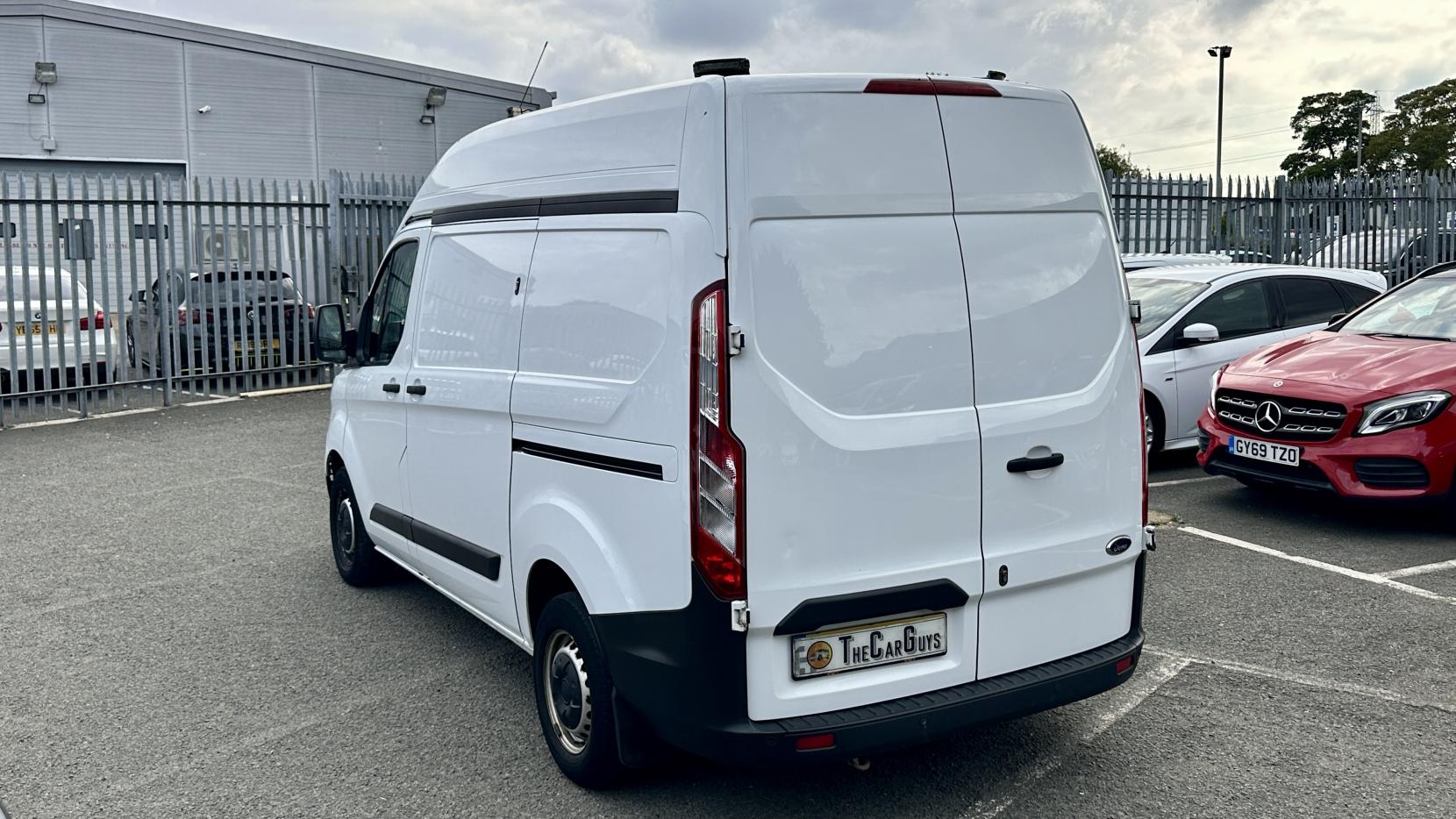 Ford Transit Custom 2.0 300 EcoBlue Leader Panel Van 5dr Diesel Manual L1 H2 Euro 6 (s/s) (105 ps)
