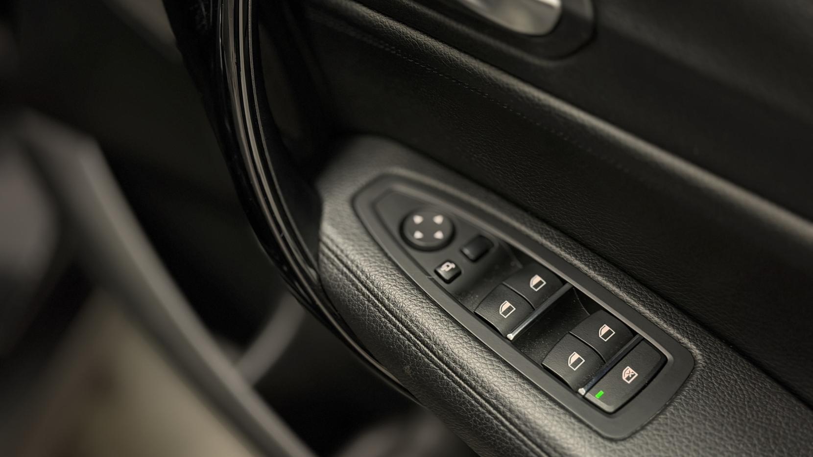 BMW 1 Series 2.0 125i M Sport Hatchback 5dr Petrol Auto Euro 6 (s/s) (224 ps)