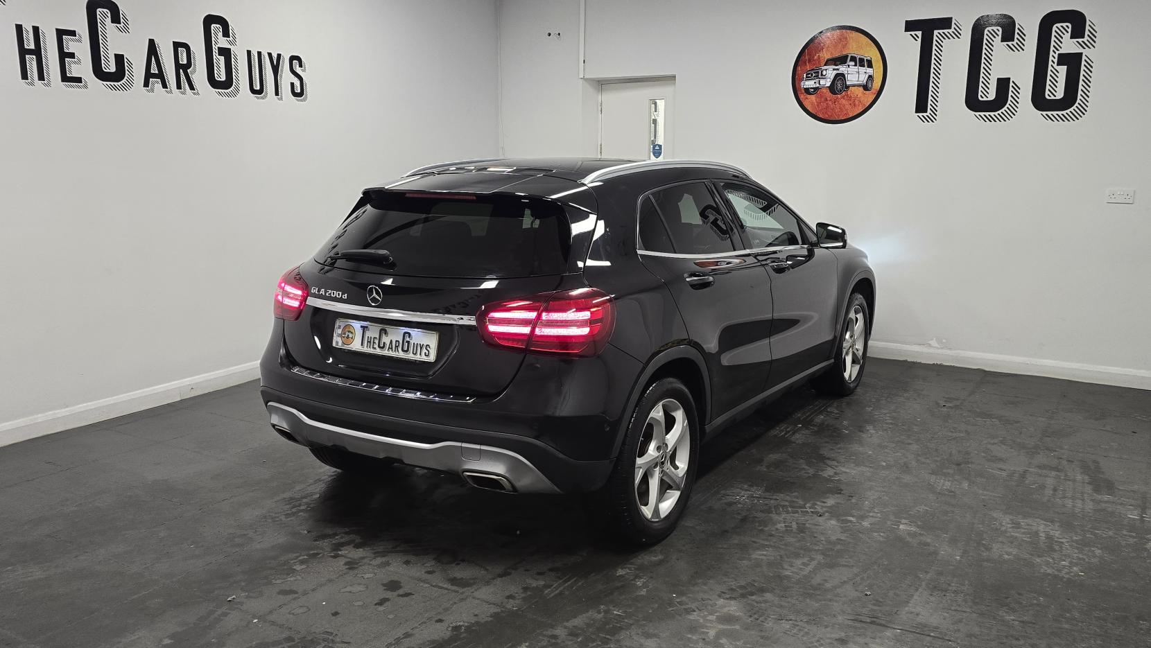 Mercedes-Benz GLA 2.1 GLA200d Sport (Premium Plus) SUV 5dr Diesel 7G-DCT Euro 6 (s/s) (136 ps)