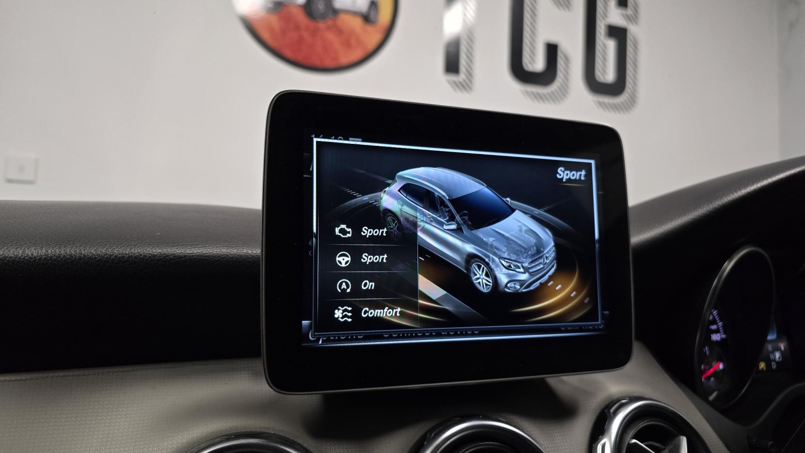 Mercedes-Benz GLA 2.1 GLA200d Sport (Premium Plus) SUV 5dr Diesel 7G-DCT Euro 6 (s/s) (136 ps)