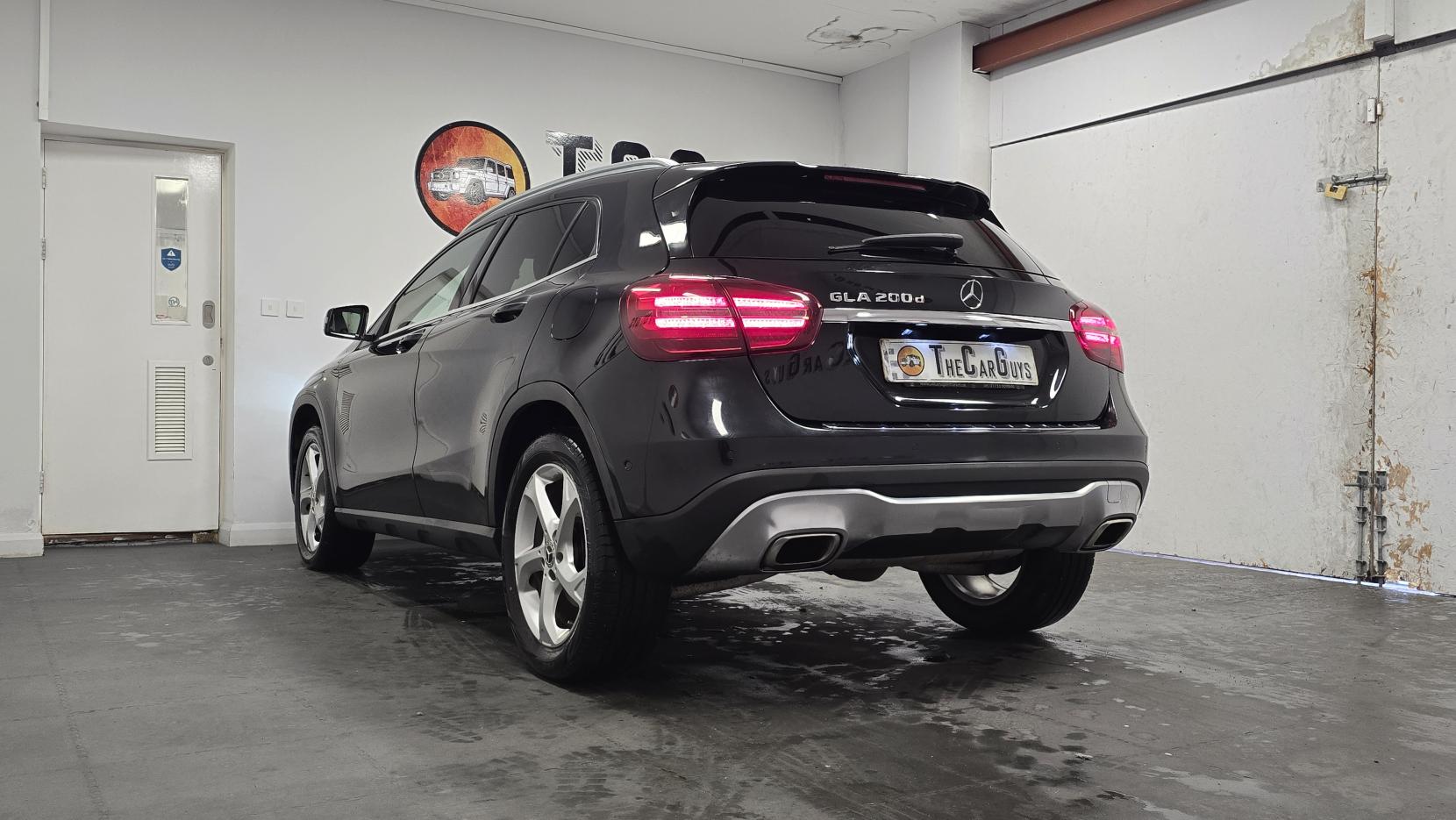 Mercedes-Benz GLA 2.1 GLA200d Sport (Premium Plus) SUV 5dr Diesel 7G-DCT Euro 6 (s/s) (136 ps)