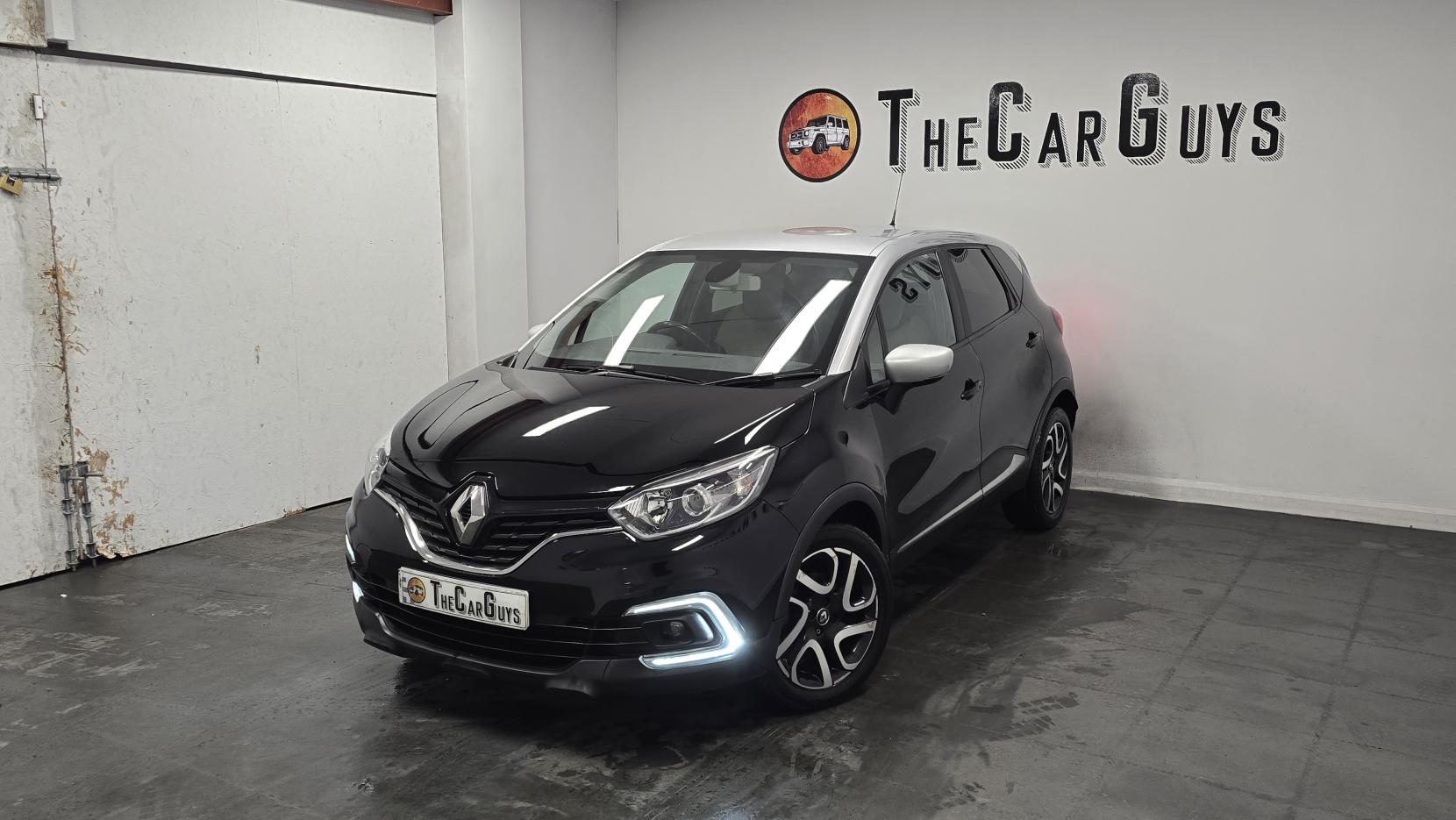 Renault Captur 1.5 dCi ENERGY Iconic SUV 5dr Diesel EDC Euro 6 (s/s) (90 ps)