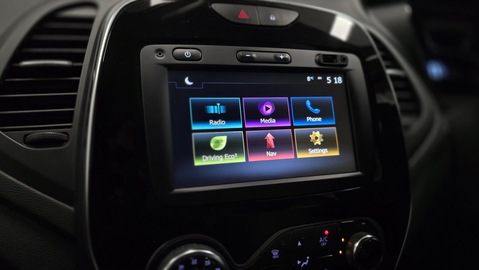 Renault Captur 1.5 dCi ENERGY Iconic SUV 5dr Diesel EDC Euro 6 (s/s) (90 ps)