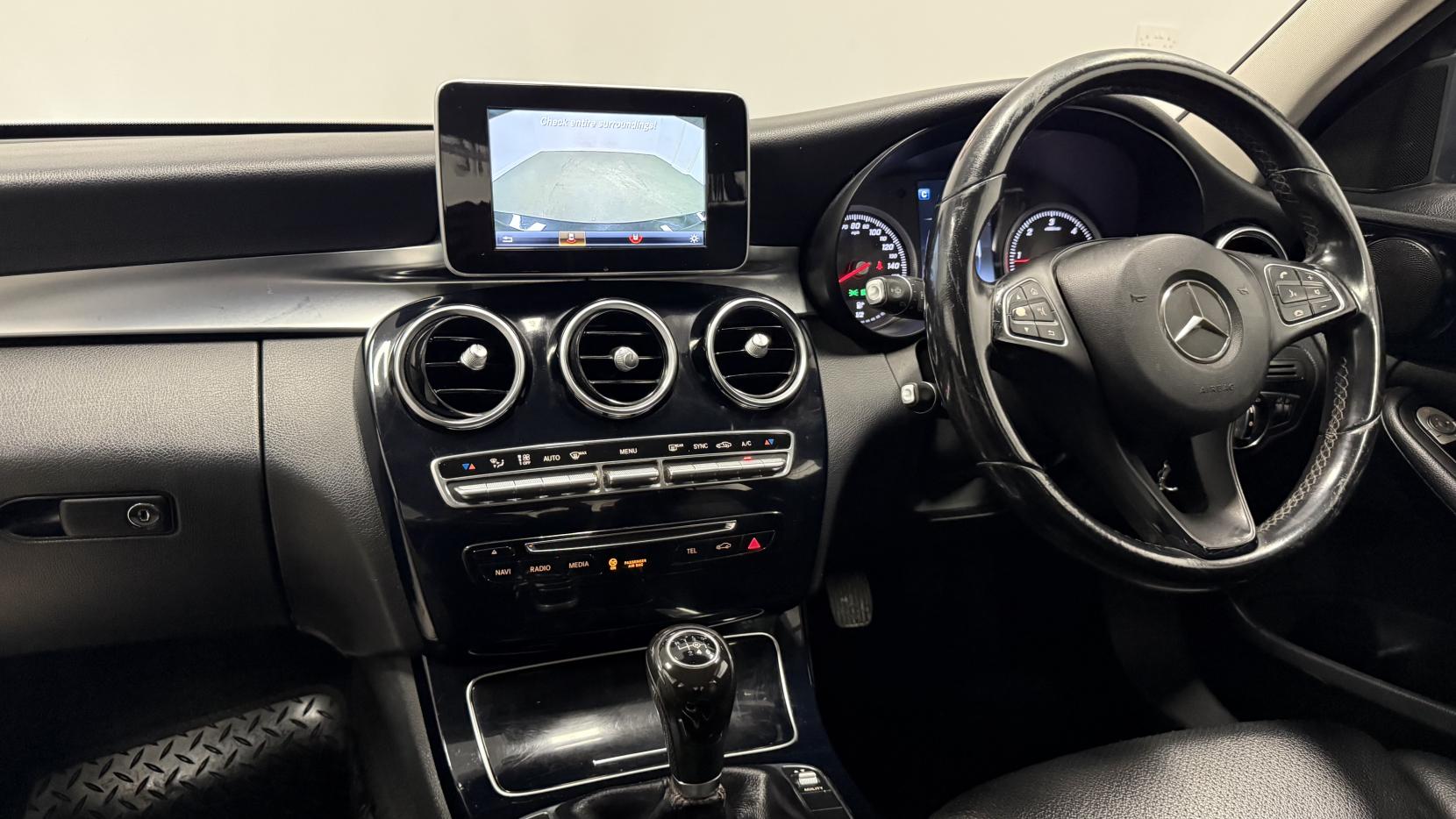 Mercedes-Benz C Class 2.1 C220 BlueTEC SE Saloon 4dr Diesel Manual Euro 6 (s/s) (170 ps)