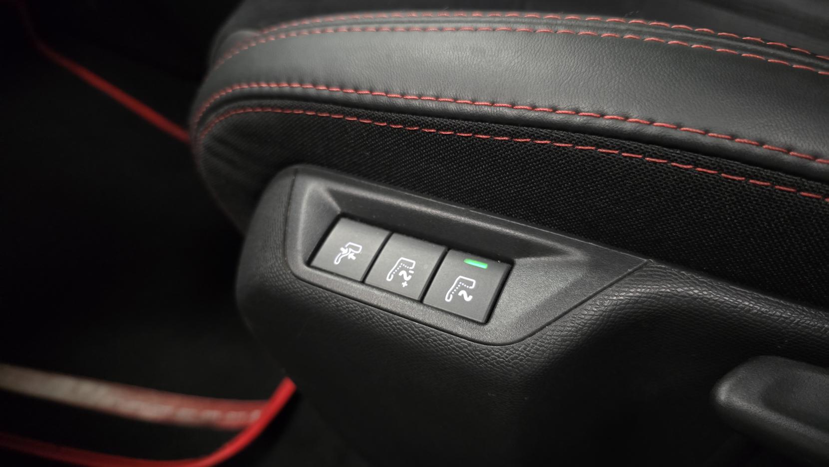 Peugeot 308 1.6 THP GTi by Peugeot Sport Hatchback 5dr Petrol Manual Euro 6 (s/s) (270 ps)