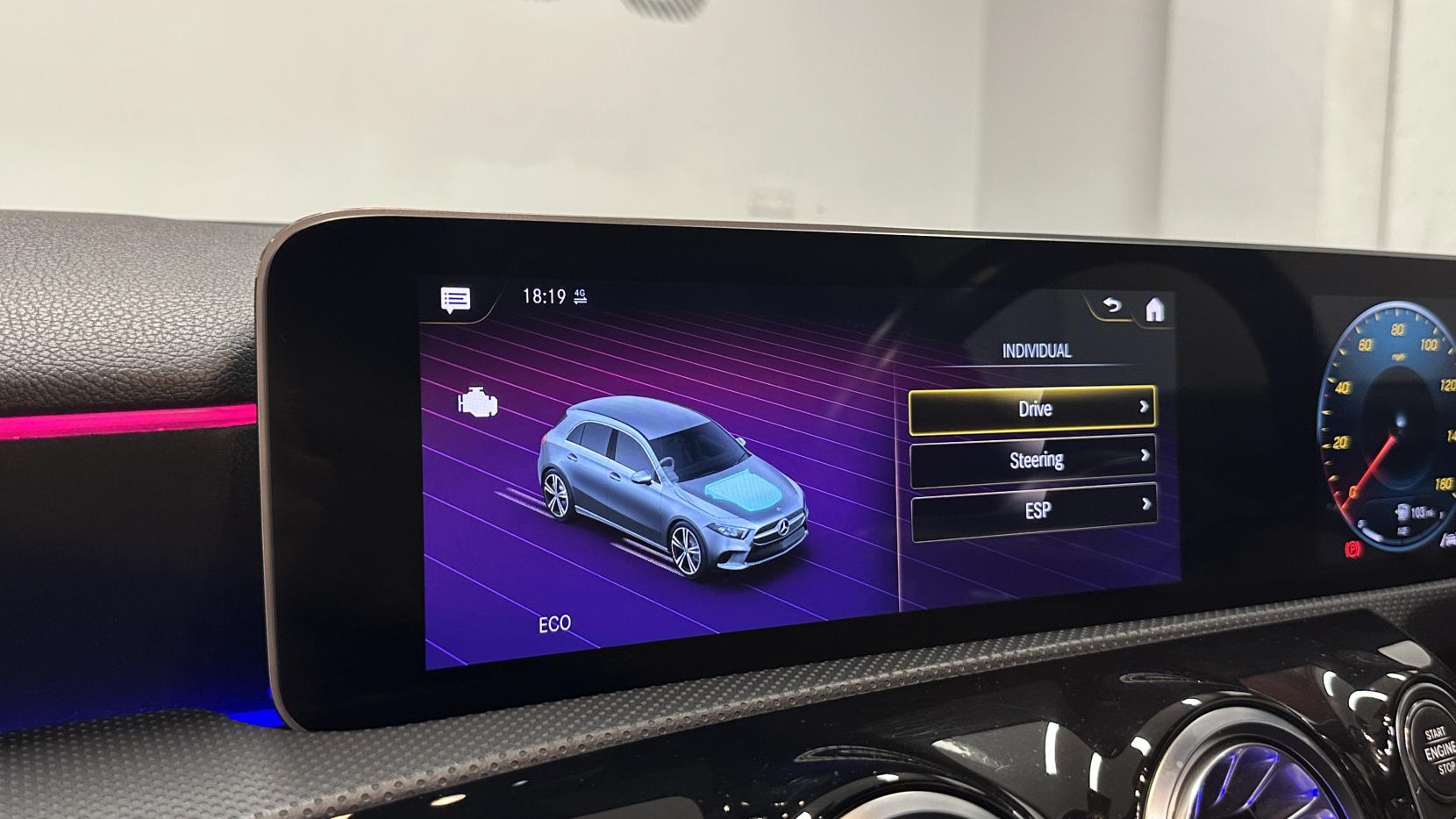 Mercedes-Benz A Class 1.5 A180d AMG Line (Premium Plus) Hatchback 5dr Diesel 7G-DCT Euro 6 (s/s) (116 ps)