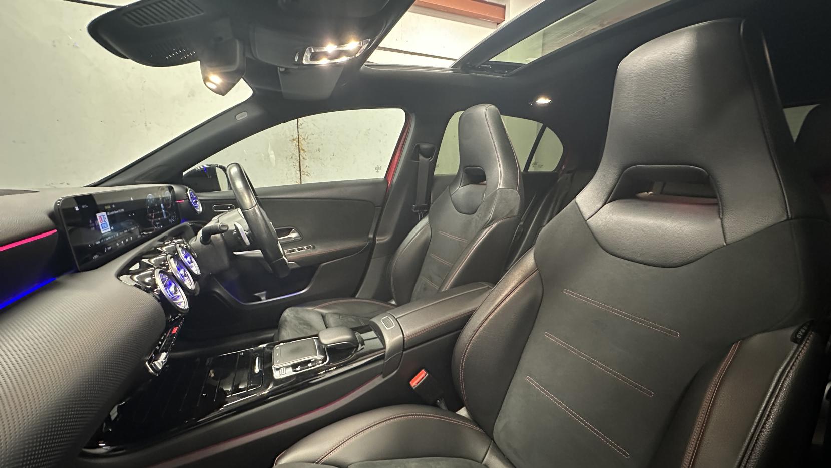 Mercedes-Benz A Class 1.5 A180d AMG Line (Premium Plus) Hatchback 5dr Diesel 7G-DCT Euro 6 (s/s) (116 ps)