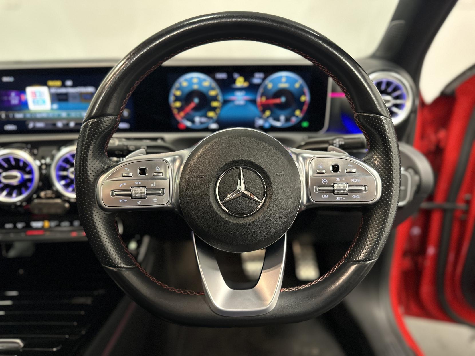 Mercedes-Benz A Class 1.5 A180d AMG Line (Premium Plus) Hatchback 5dr Diesel 7G-DCT Euro 6 (s/s) (116 ps)