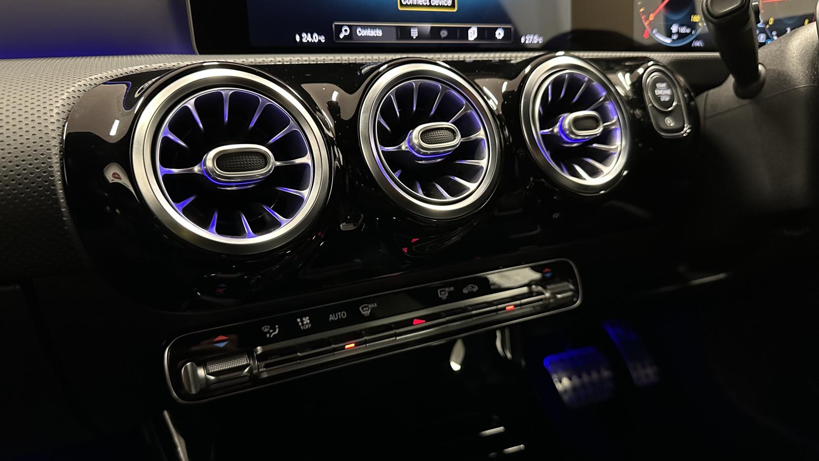 Mercedes-Benz CLA 2.0 CLA220d AMG Line (Premium Plus) Shooting Brake 5dr Diesel 8G-DCT Euro 6 (s/s) (190 ps)