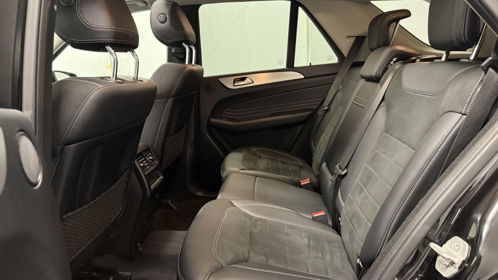 Mercedes-Benz M Class 2.1 ML250 BlueTEC AMG Line SUV 5dr Diesel G-Tronic 4WD Euro 6 (s/s) (204 ps)