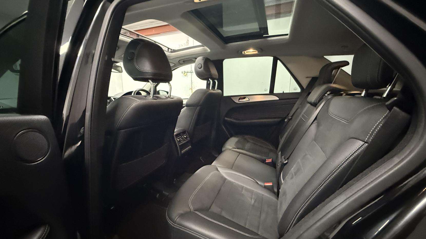 Mercedes-Benz M Class 2.1 ML250 BlueTEC AMG Line SUV 5dr Diesel G-Tronic 4WD Euro 6 (s/s) (204 ps)