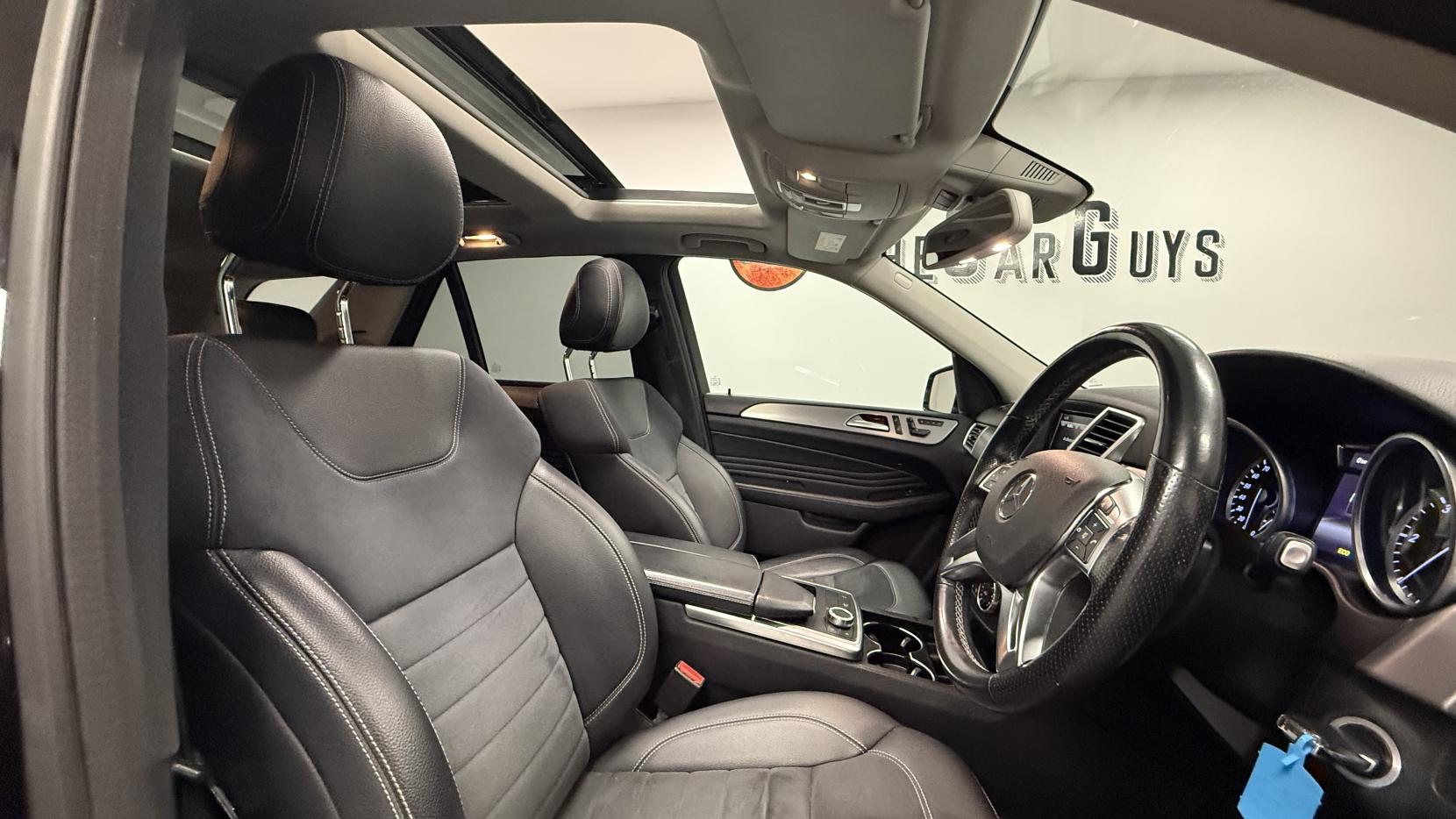 Mercedes-Benz M Class 2.1 ML250 BlueTEC AMG Line SUV 5dr Diesel G-Tronic 4WD Euro 6 (s/s) (204 ps)