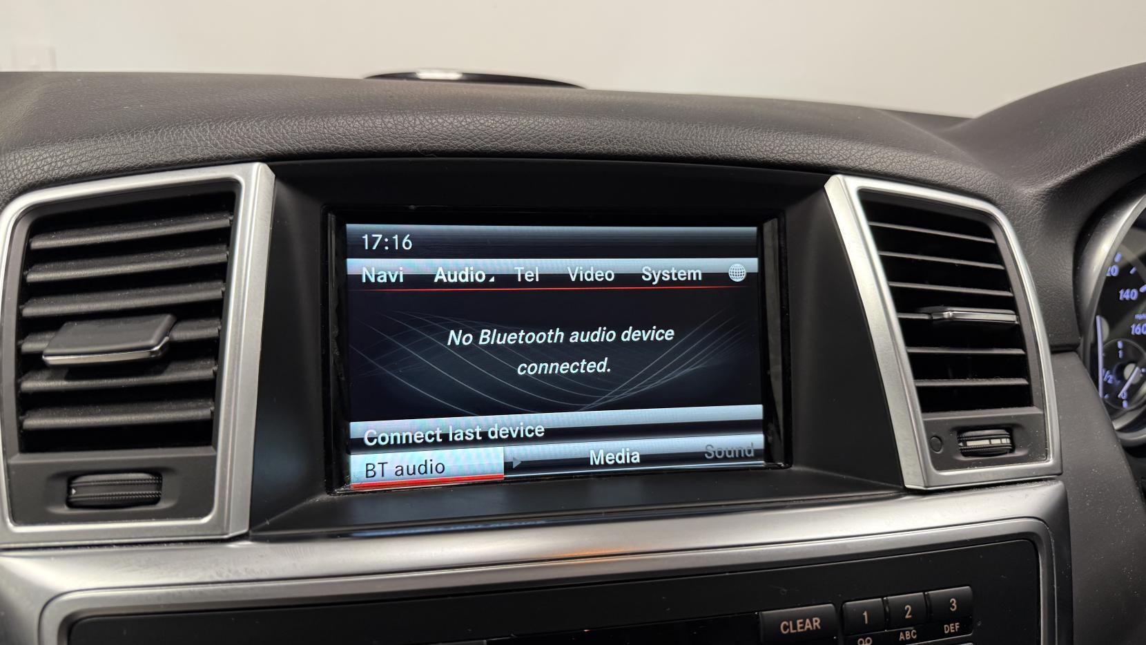 Mercedes-Benz M Class 2.1 ML250 BlueTEC AMG Line SUV 5dr Diesel G-Tronic 4WD Euro 6 (s/s) (204 ps)