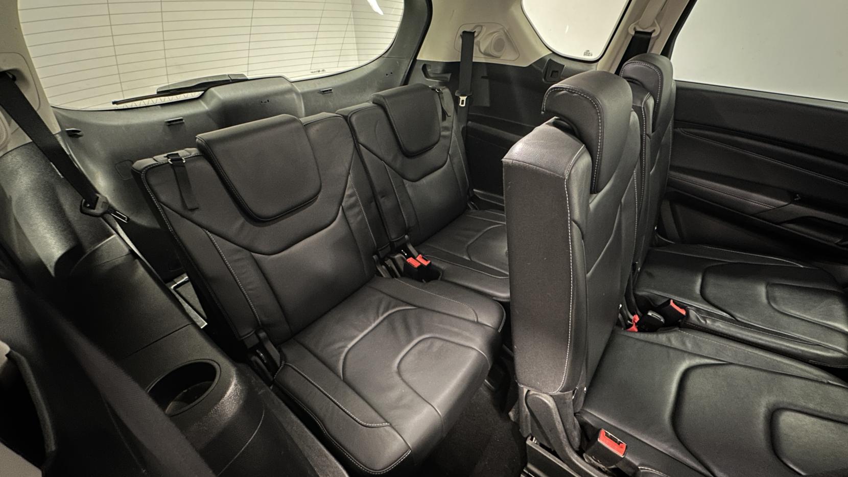 Ford S-Max 2.0 TDCi Titanium MPV 5dr Diesel Powershift Euro 6 (s/s) (180 ps)