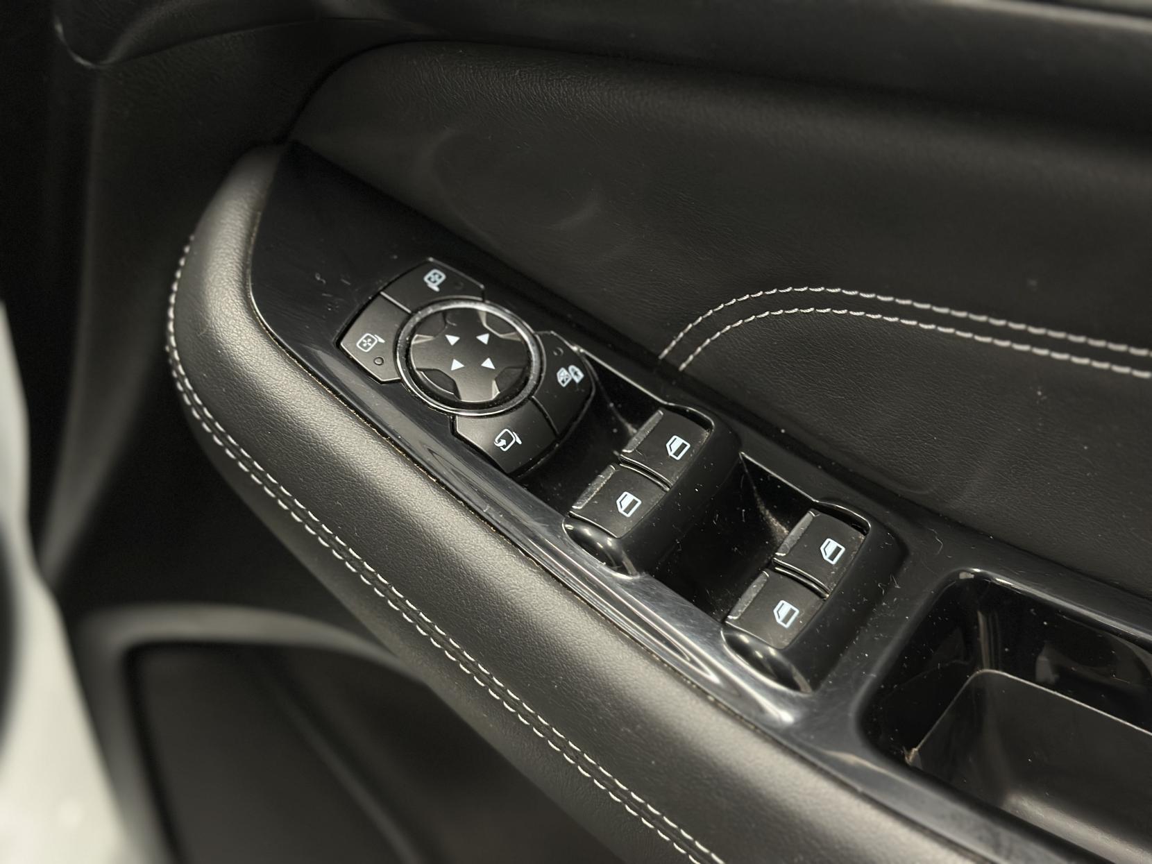 Ford S-Max 2.0 TDCi Titanium MPV 5dr Diesel Powershift Euro 6 (s/s) (180 ps)