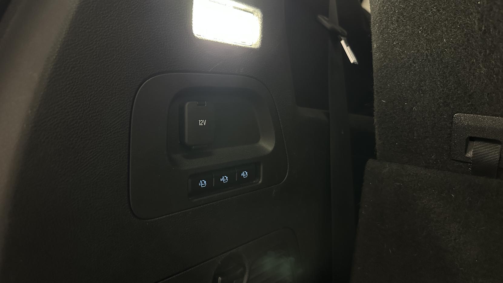 Ford S-Max 2.0 TDCi Titanium MPV 5dr Diesel Powershift Euro 6 (s/s) (180 ps)