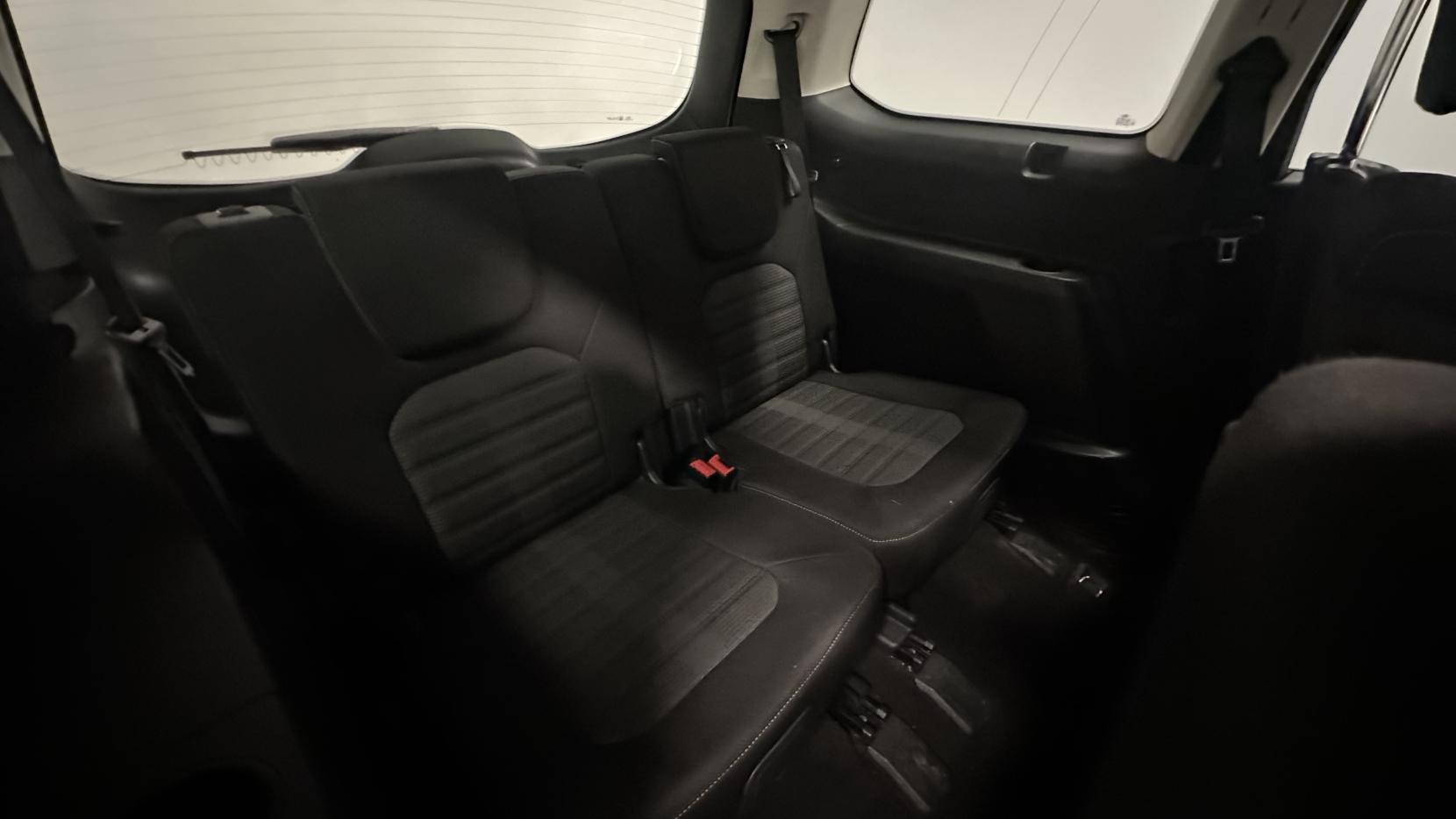 Ford Galaxy 2.0 TDCi Zetec MPV 5dr Diesel Manual Euro 6 (120 ps)