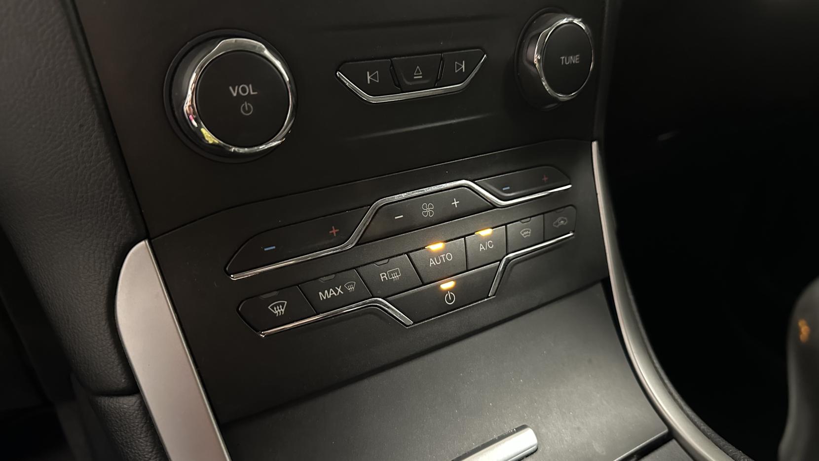 Ford Galaxy 2.0 TDCi Zetec MPV 5dr Diesel Manual Euro 6 (120 ps)