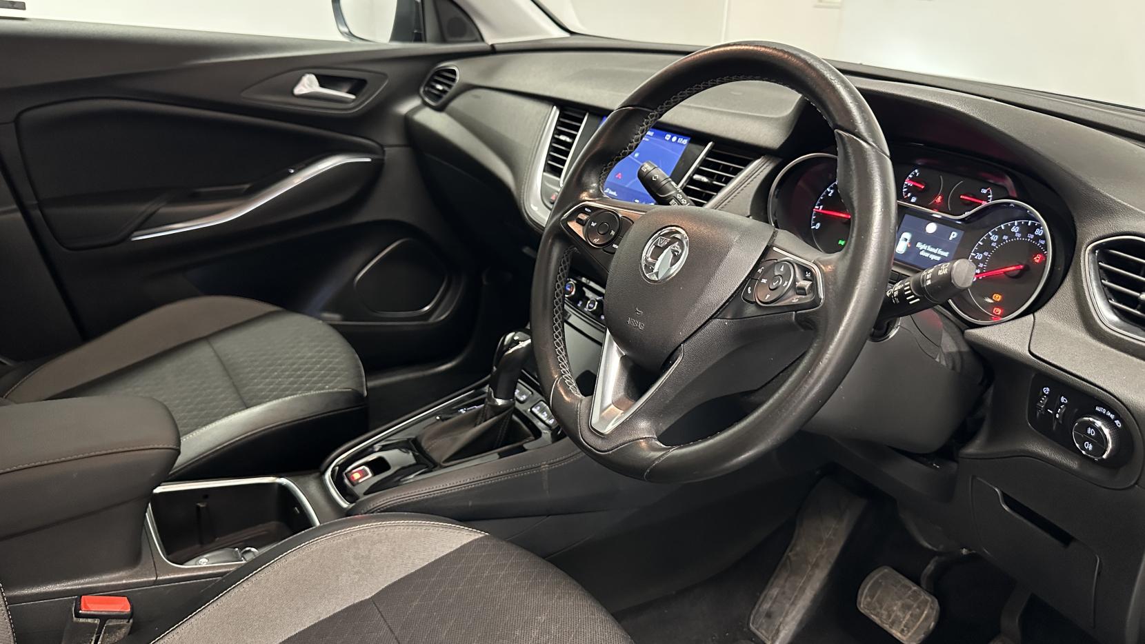 Vauxhall Grandland X 1.2 Turbo Sport Nav SUV 5dr Petrol Auto Euro 6 (s/s) (130 ps)