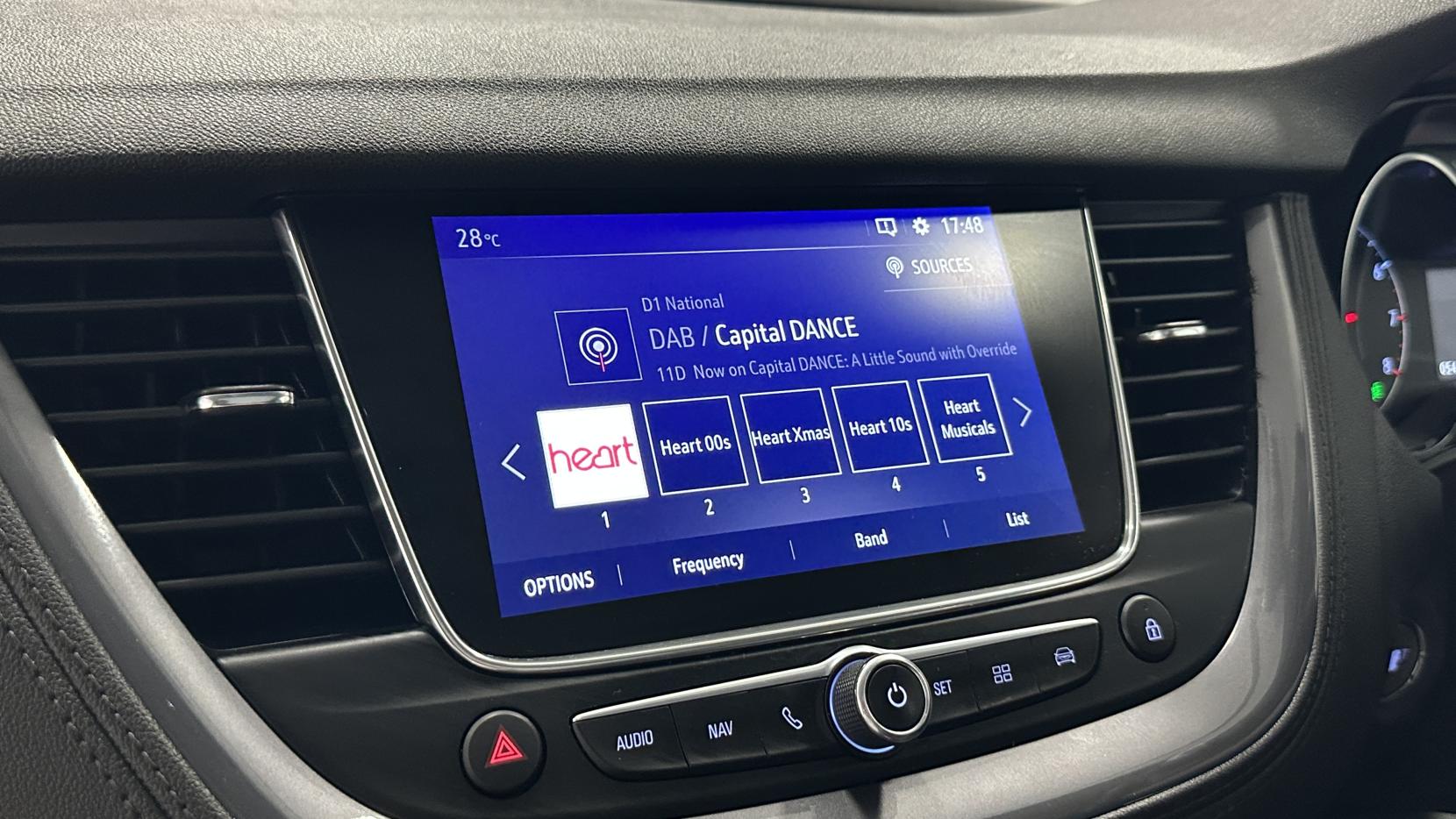 Vauxhall Grandland X 1.2 Turbo Sport Nav SUV 5dr Petrol Auto Euro 6 (s/s) (130 ps)